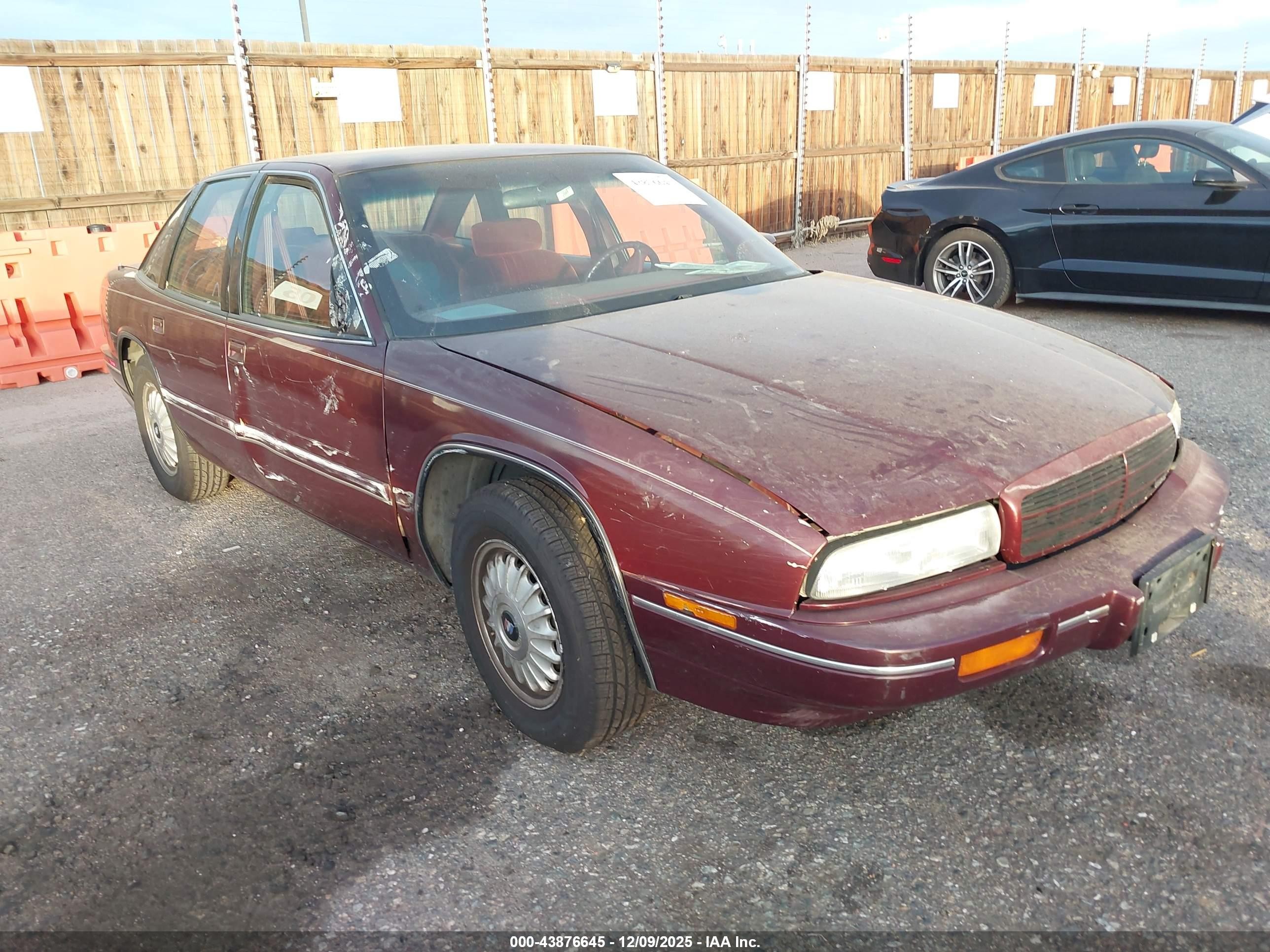 1994 Buick Regal Custom Maroon vin: 2G4WB55L5R1472406