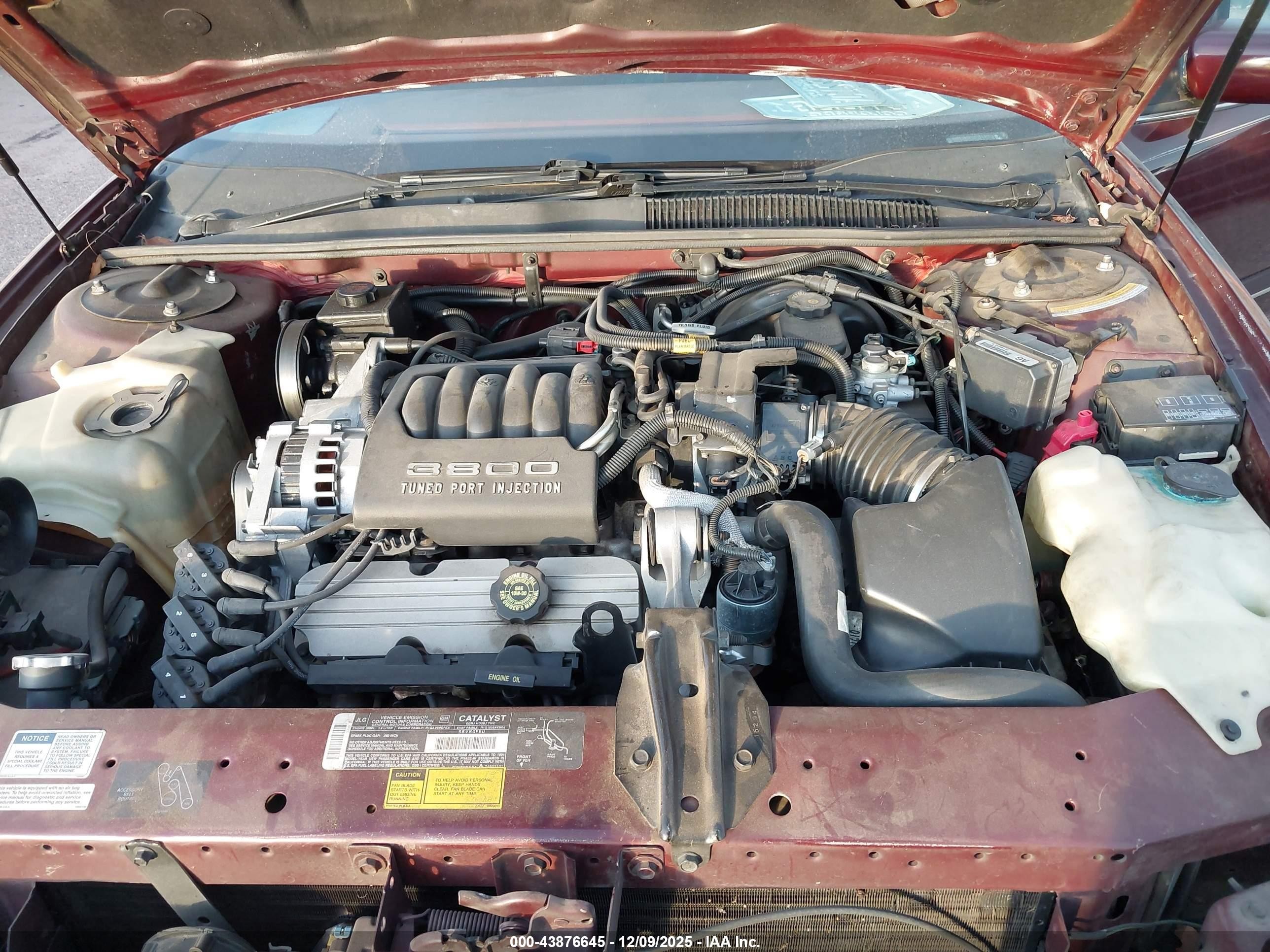 1994 Buick Regal Custom Maroon vin: 2G4WB55L5R1472406