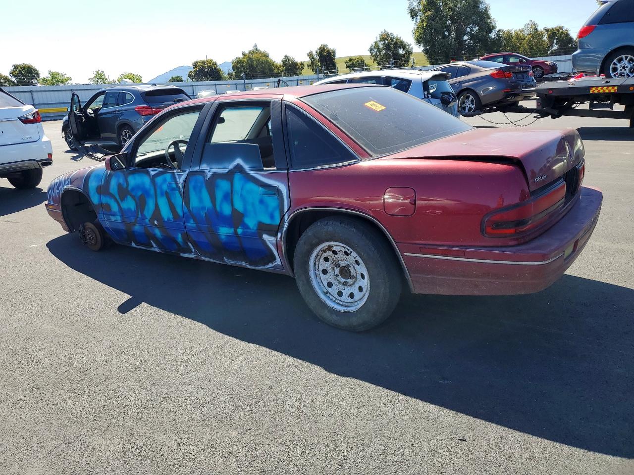 1994 Buick Regal Custom Burgundy vin: 2G4WB55L9R1491136