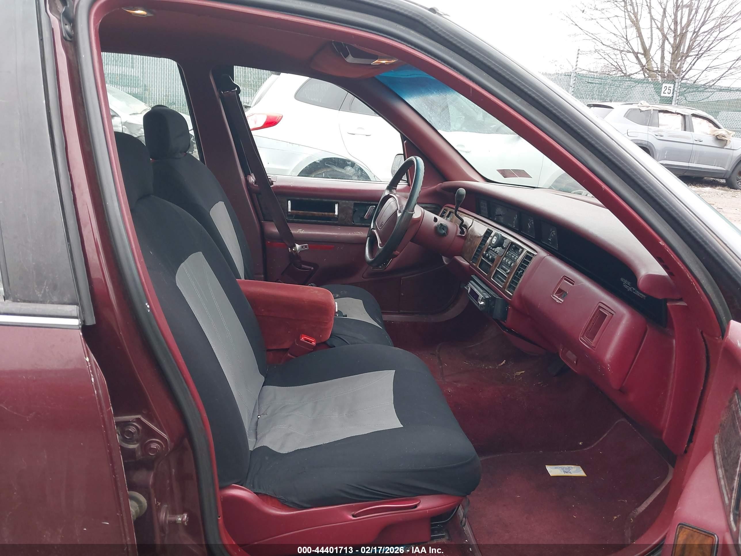 1994 Buick Regal Custom Burgundy vin: 2G4WB55LXR1468609