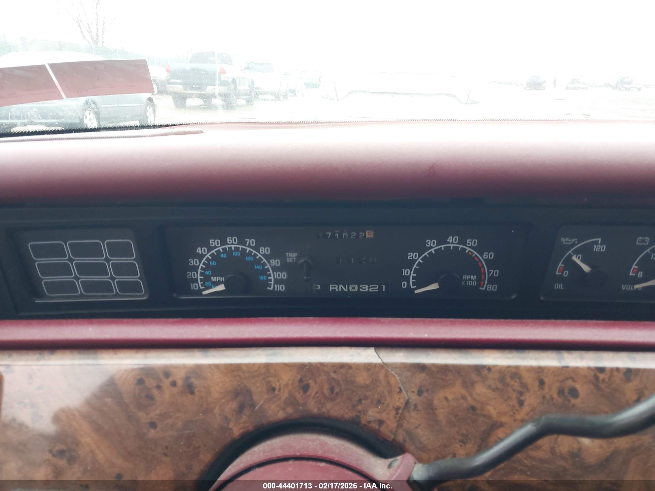 1994 Buick Regal Custom Burgundy vin: 2G4WB55LXR1468609