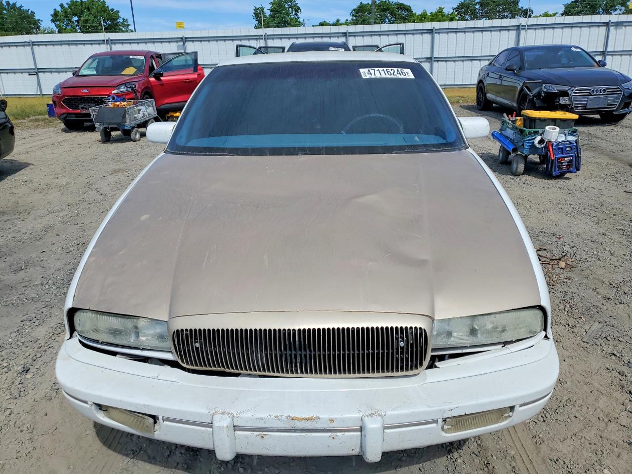 1994 Buick Regal Custom White vin: 2G4WB55M8R1446729