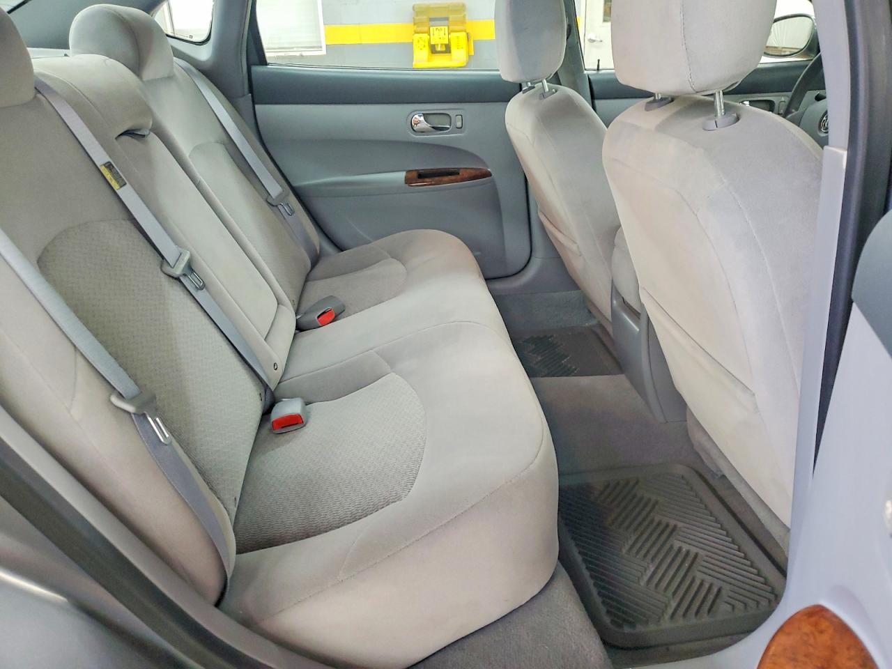 2005 Buick Lacrosse Cx Серый vin: 2G4WC532051275211