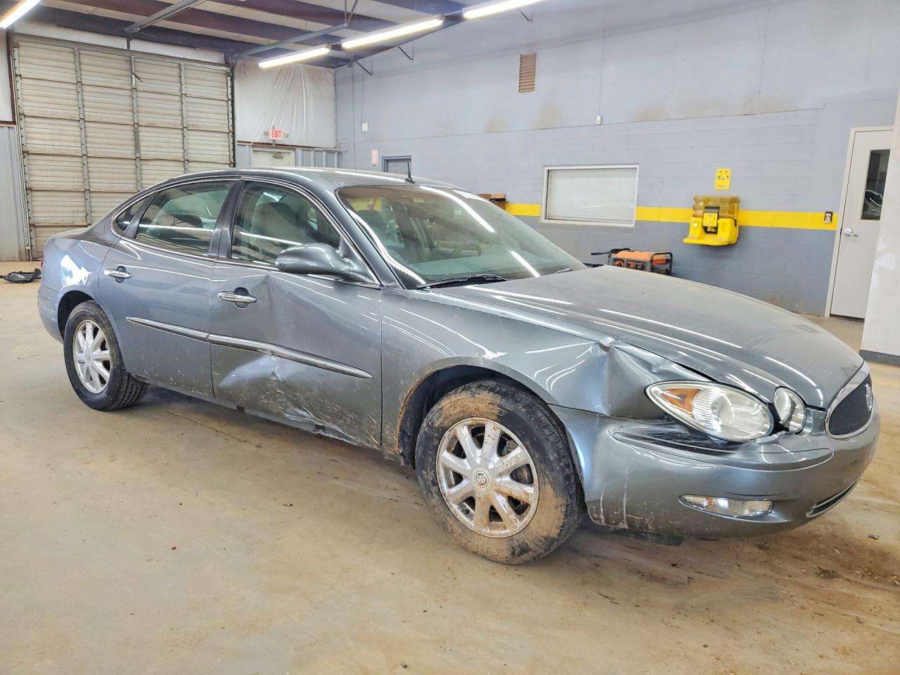 2005 Buick Lacrosse Cx Серый vin: 2G4WC532051275211