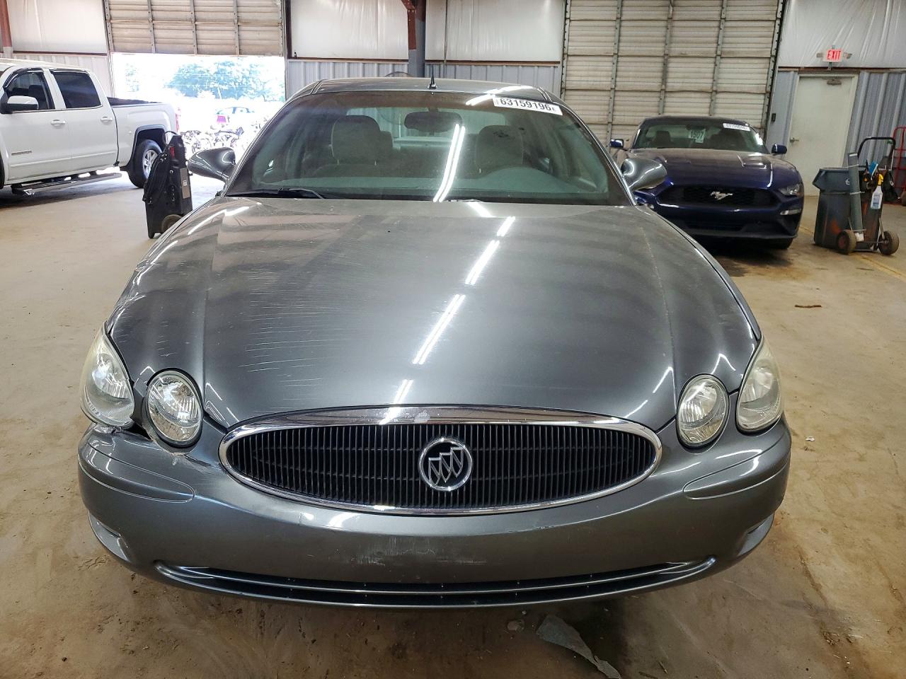 2005 Buick Lacrosse Cx Серый vin: 2G4WC532051275211