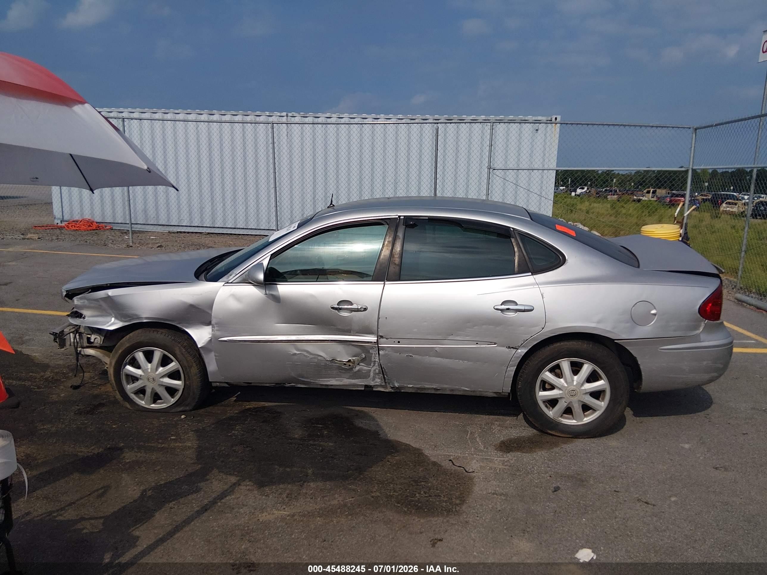 2005 Buick Lacrosse Cx Silver vin: 2G4WC532251235986