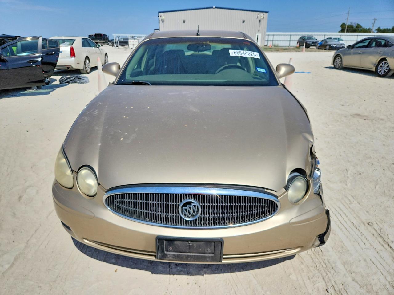 2005 Buick Lacrosse Cx Gold vin: 2G4WC532551225386