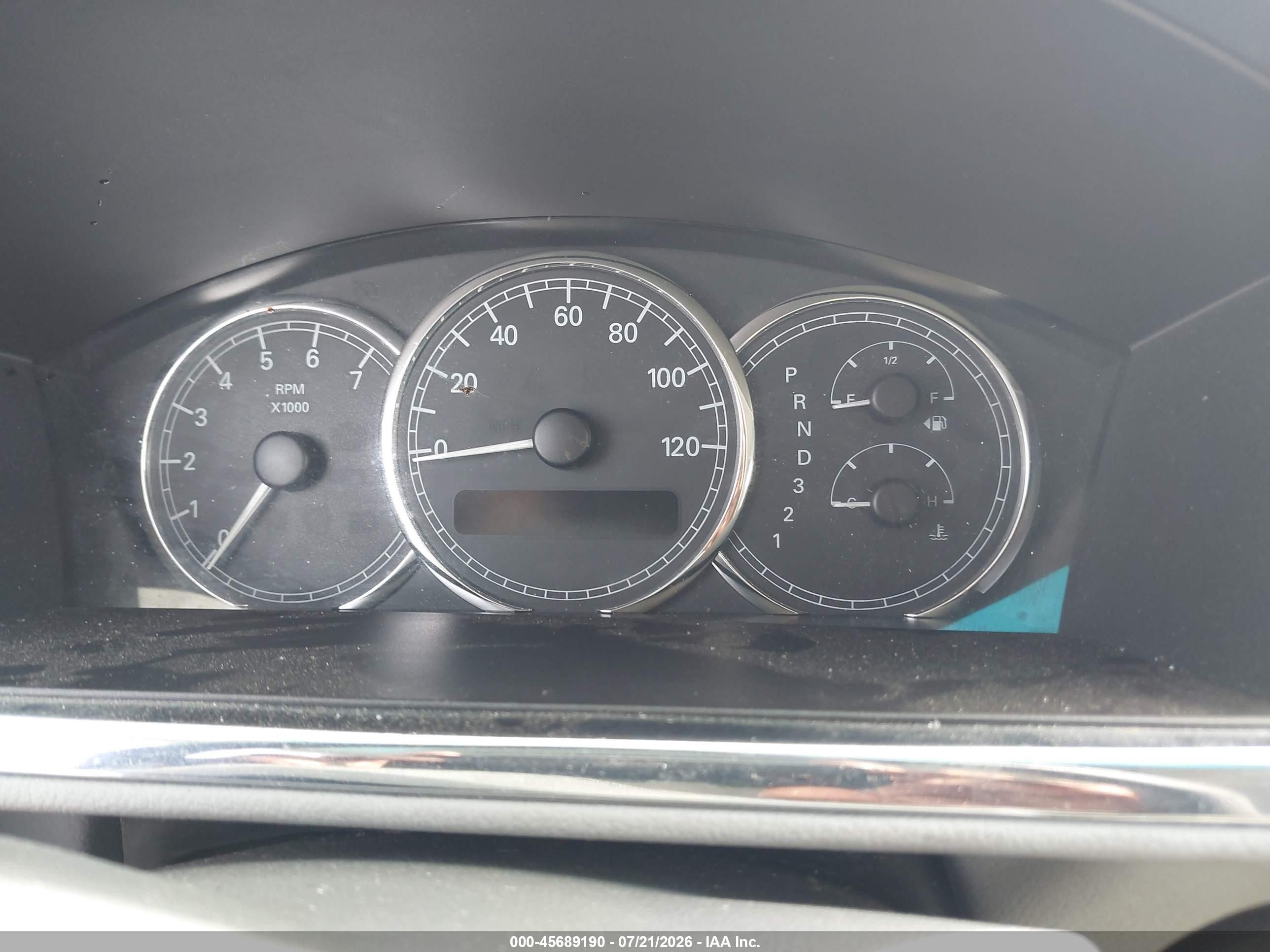 2005 Buick Lacrosse Cx Silver vin: 2G4WC532551252233