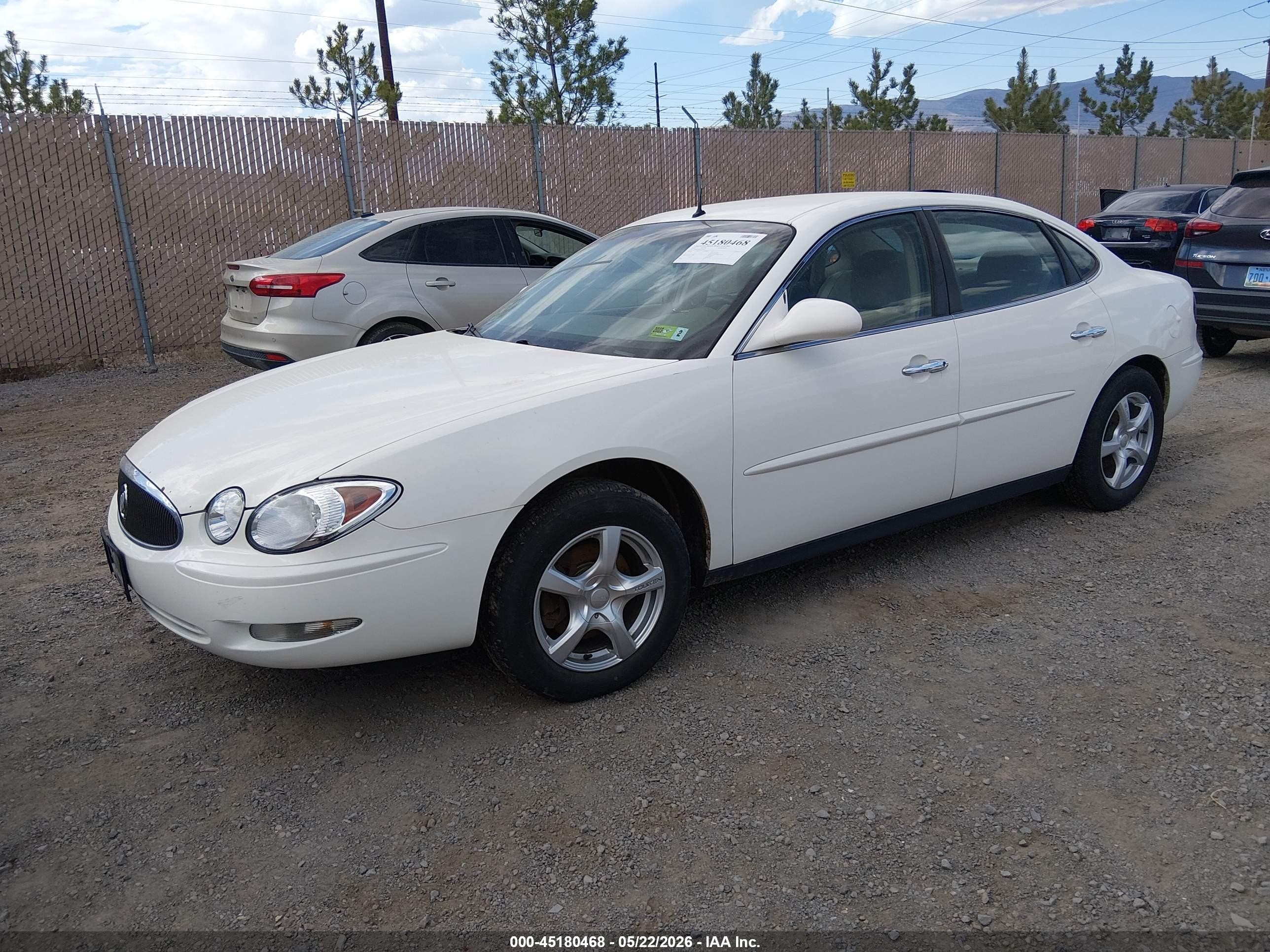 2005 Buick Lacrosse Cx Белый vin: 2G4WC532551297432