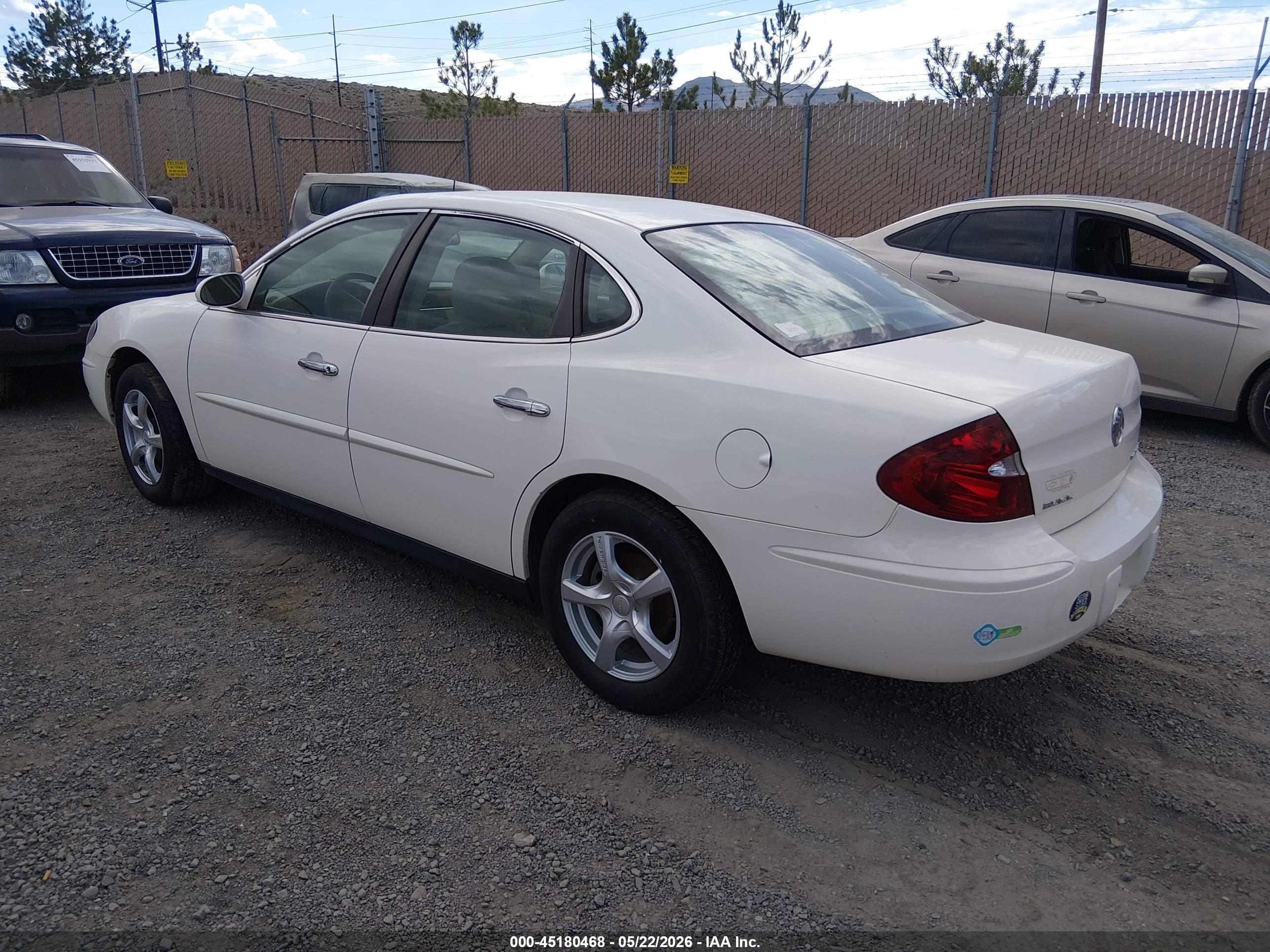 2005 Buick Lacrosse Cx Белый vin: 2G4WC532551297432