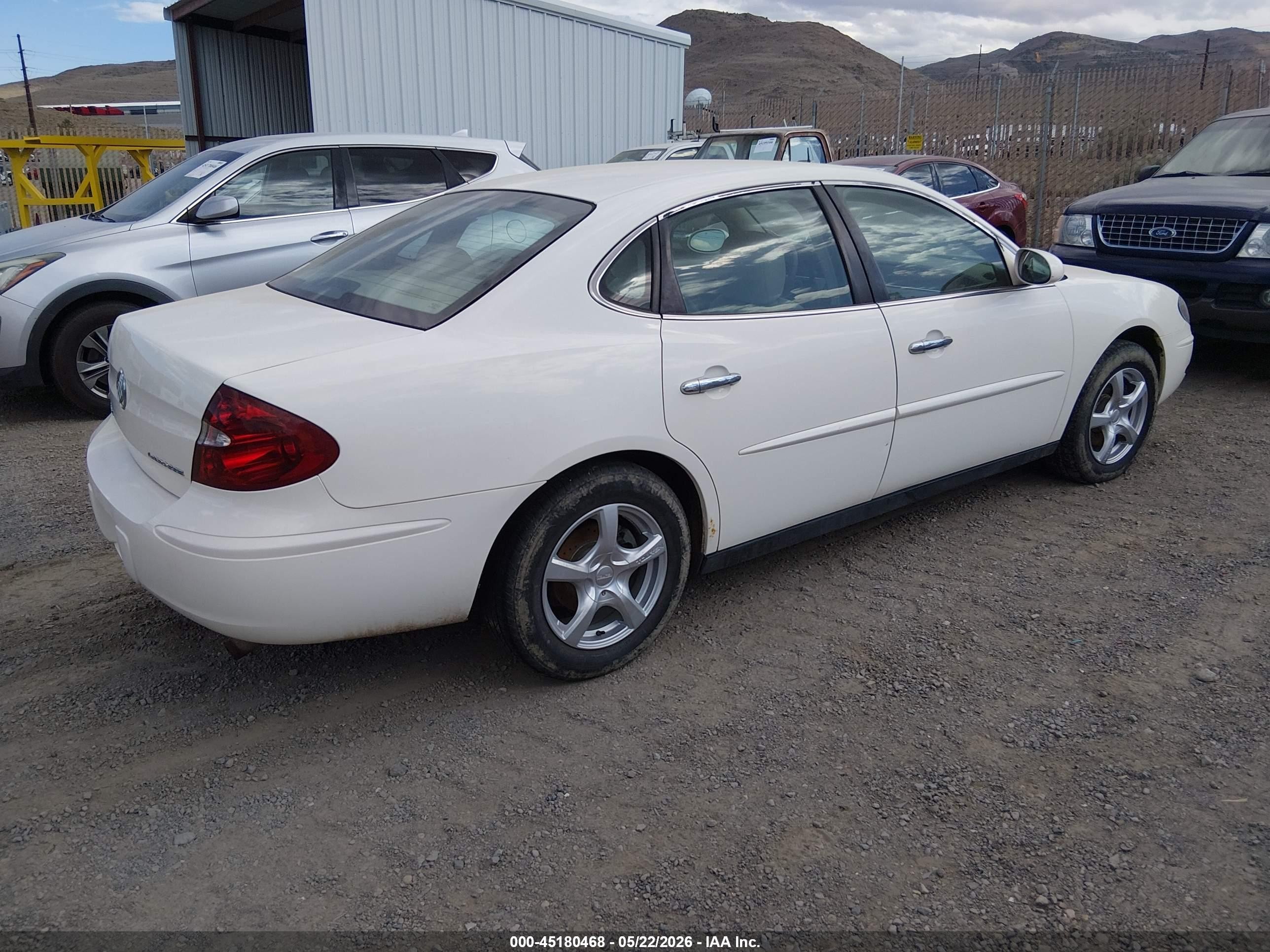 2005 Buick Lacrosse Cx Белый vin: 2G4WC532551297432