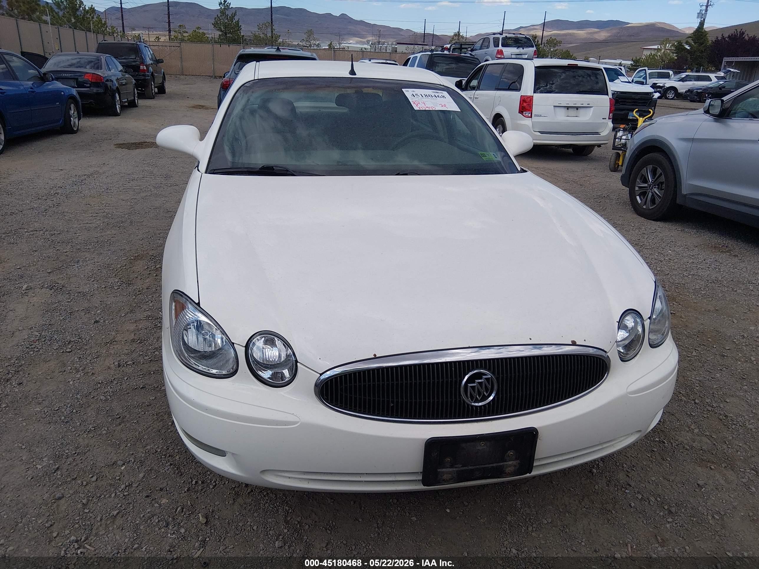 2005 Buick Lacrosse Cx Белый vin: 2G4WC532551297432