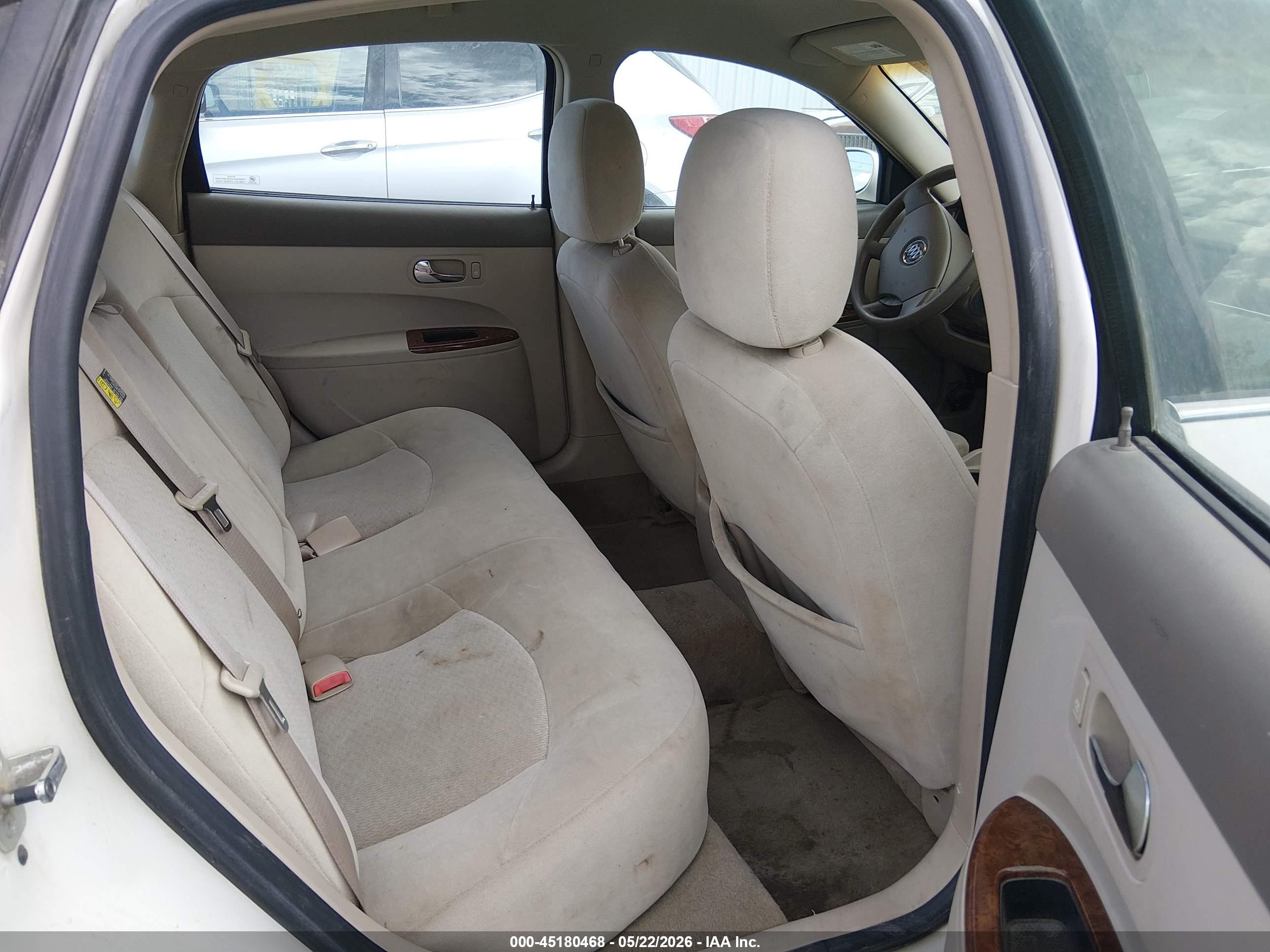 2005 Buick Lacrosse Cx Белый vin: 2G4WC532551297432