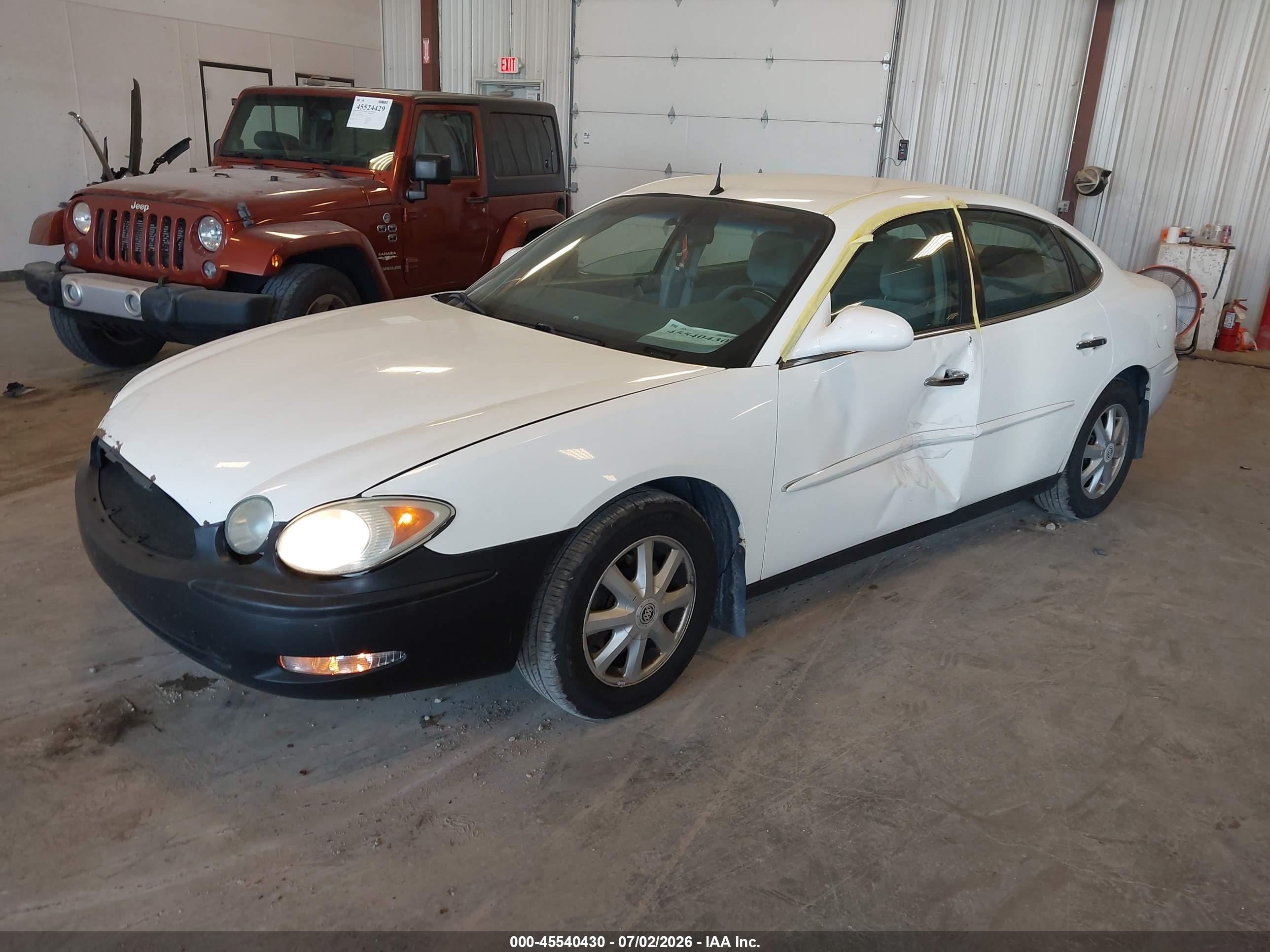 2005 Buick Lacrosse Cx Белый vin: 2G4WC532551303441
