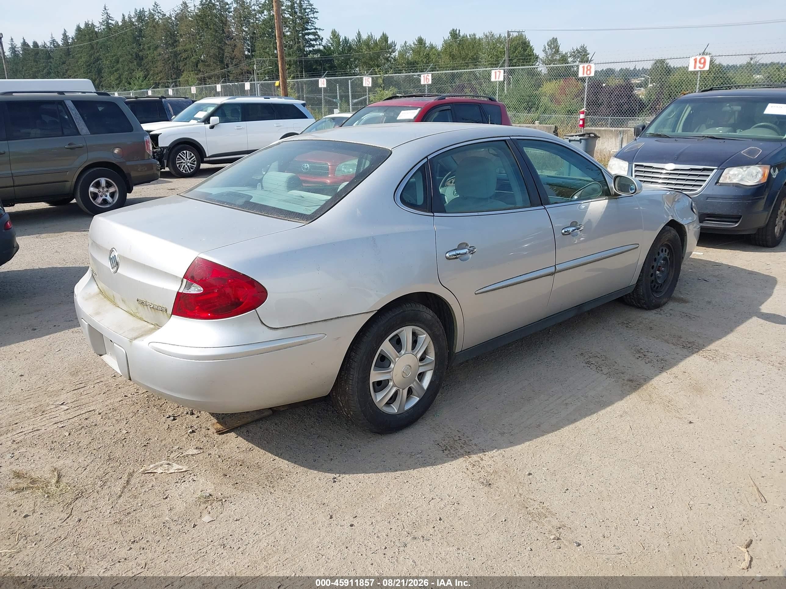 2005 Buick Lacrosse Cx Silver vin: 2G4WC532851219064