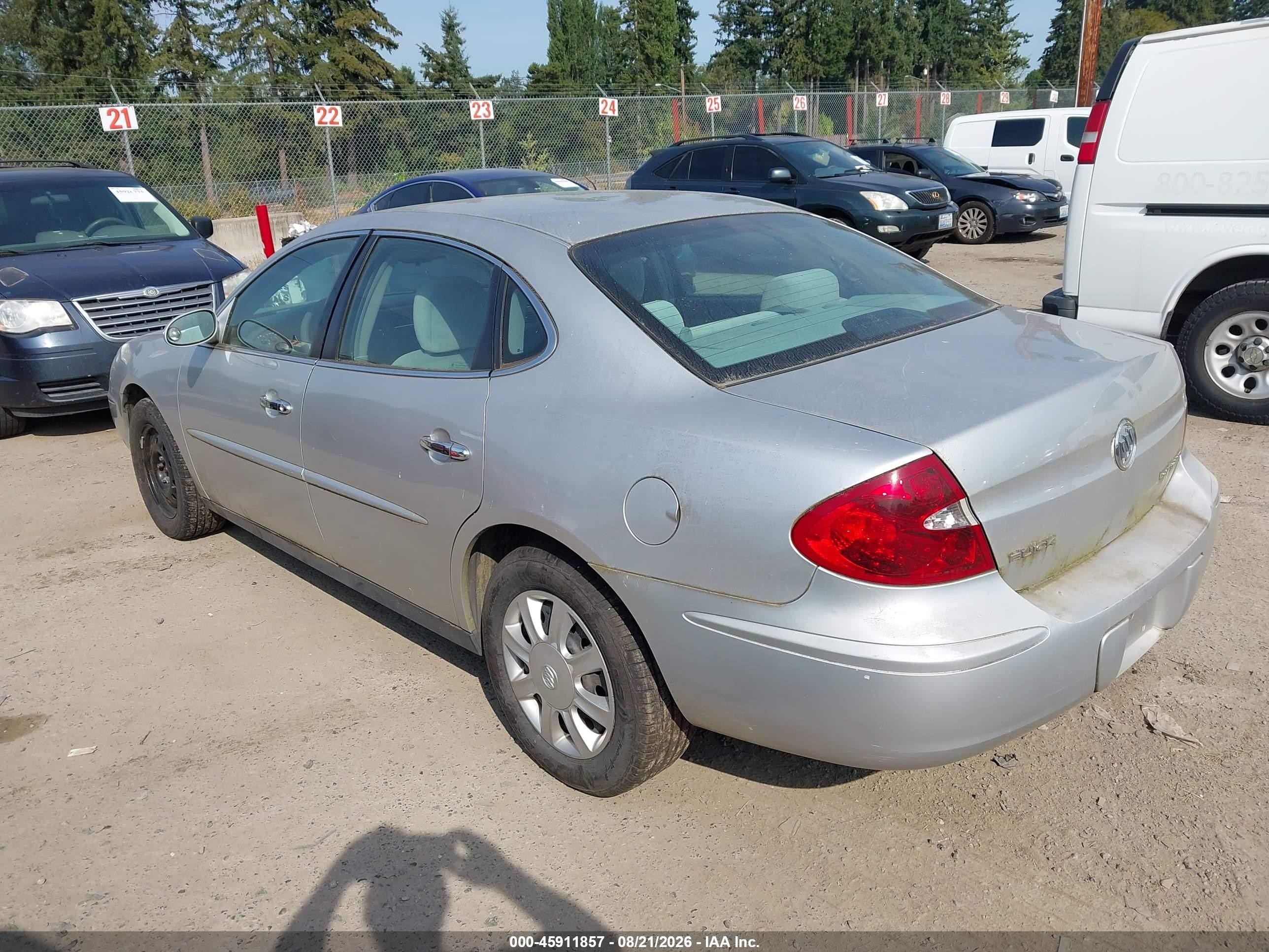 2005 Buick Lacrosse Cx Silver vin: 2G4WC532851219064