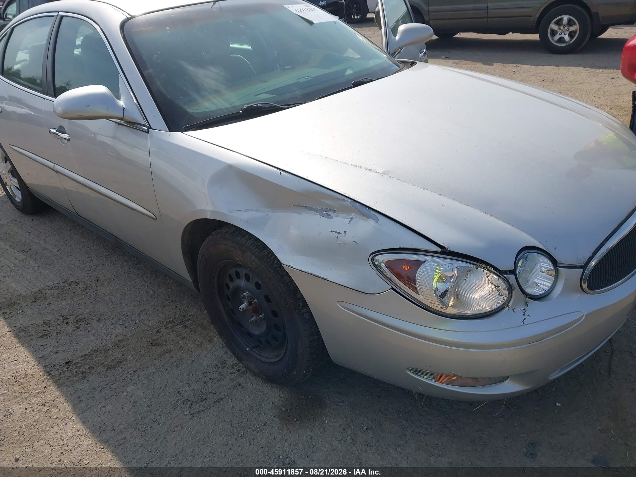 2005 Buick Lacrosse Cx Silver vin: 2G4WC532851219064
