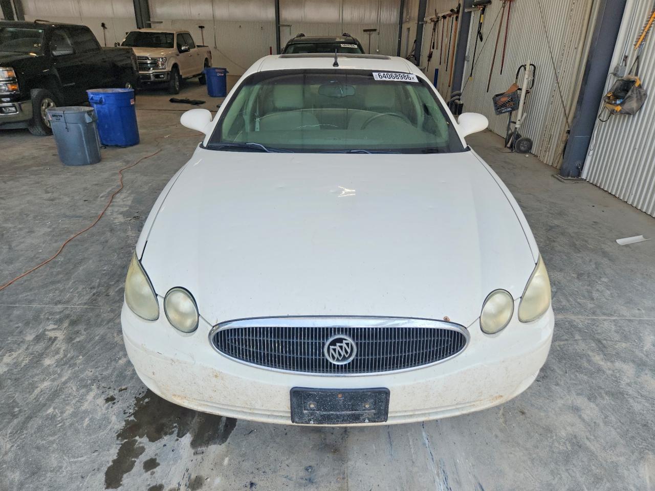 2005 Buick Lacrosse Cx White vin: 2G4WC532851224992