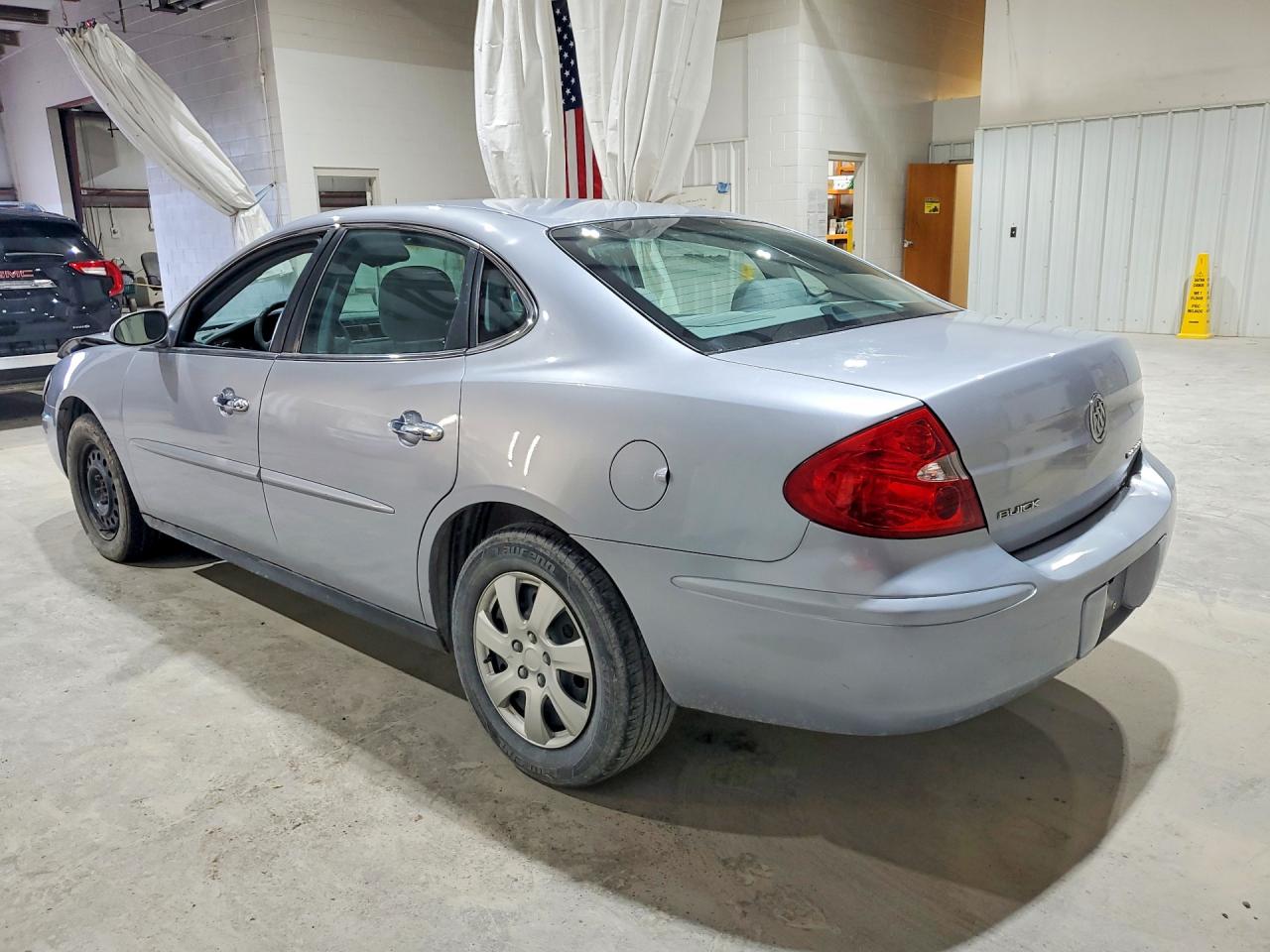 2005 Buick Lacrosse Cx Blue vin: 2G4WC532851276719