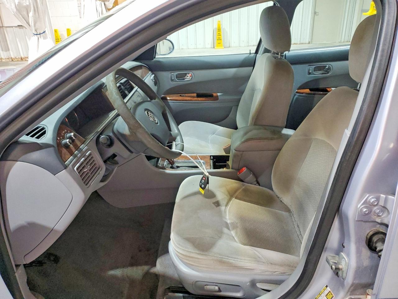 2005 Buick Lacrosse Cx Blue vin: 2G4WC532851276719