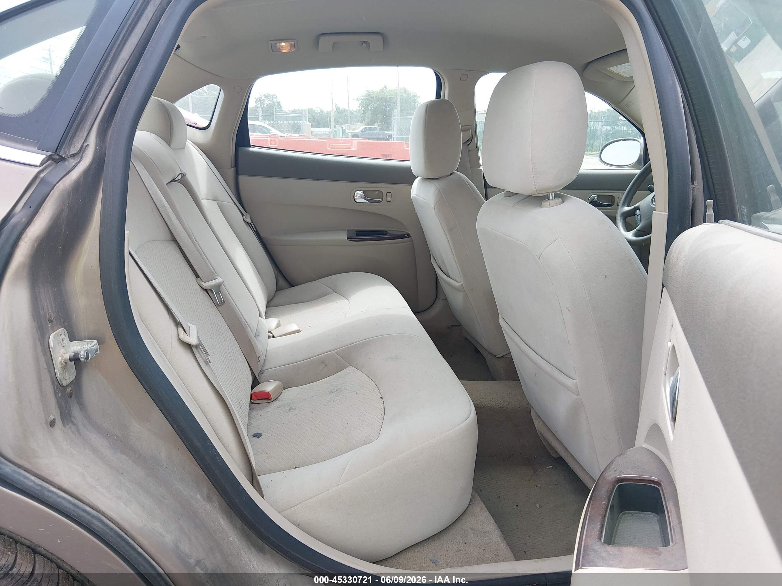 2007 Buick Lacrosse Cx Коричневый vin: 2G4WC552371118188