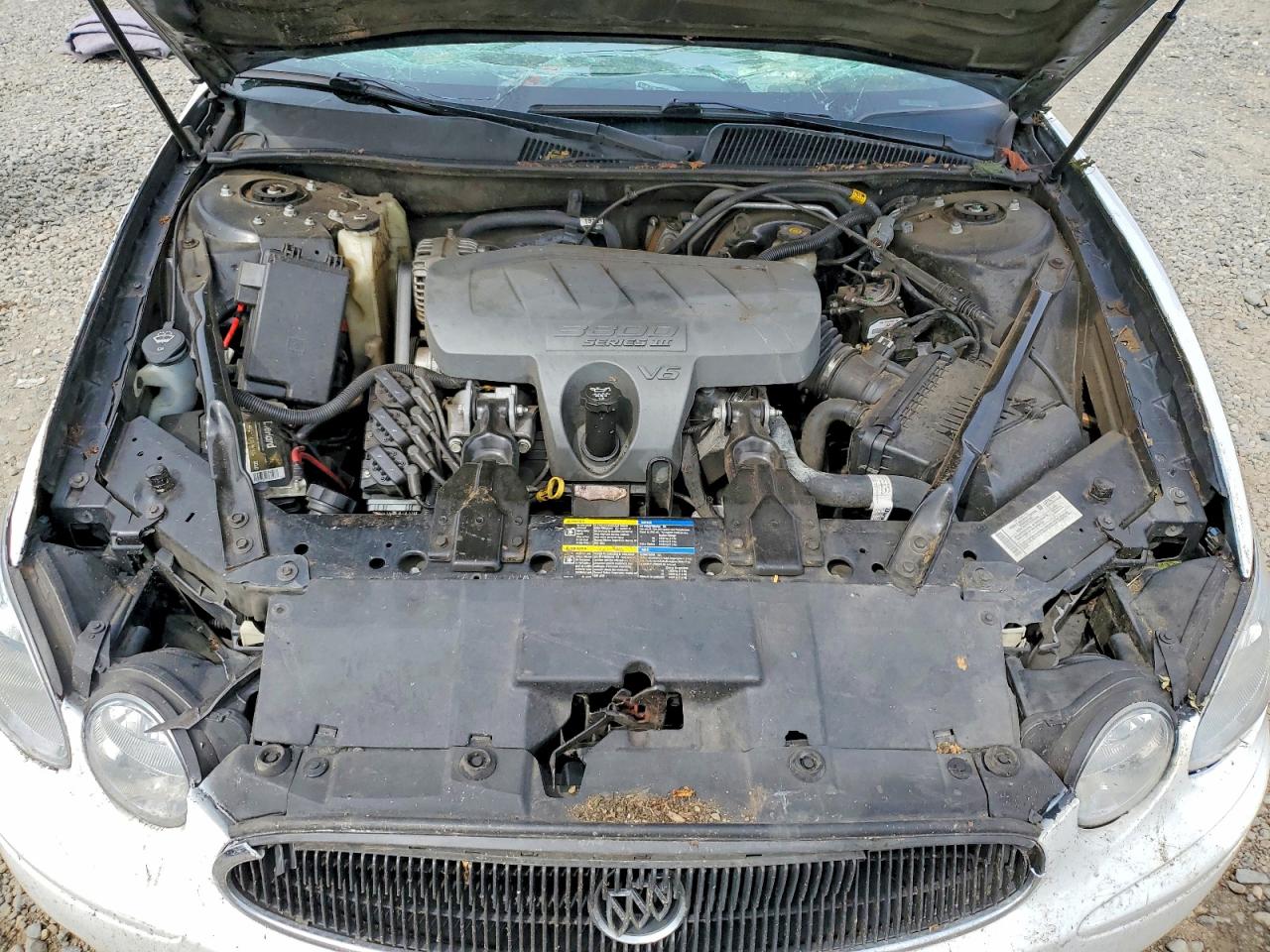 2007 Buick Lacrosse Cx White vin: 2G4WC552371162546