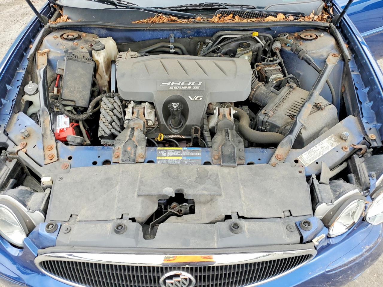 2005 Buick Lacrosse Cx Blue vin: 2G4WC562951275137