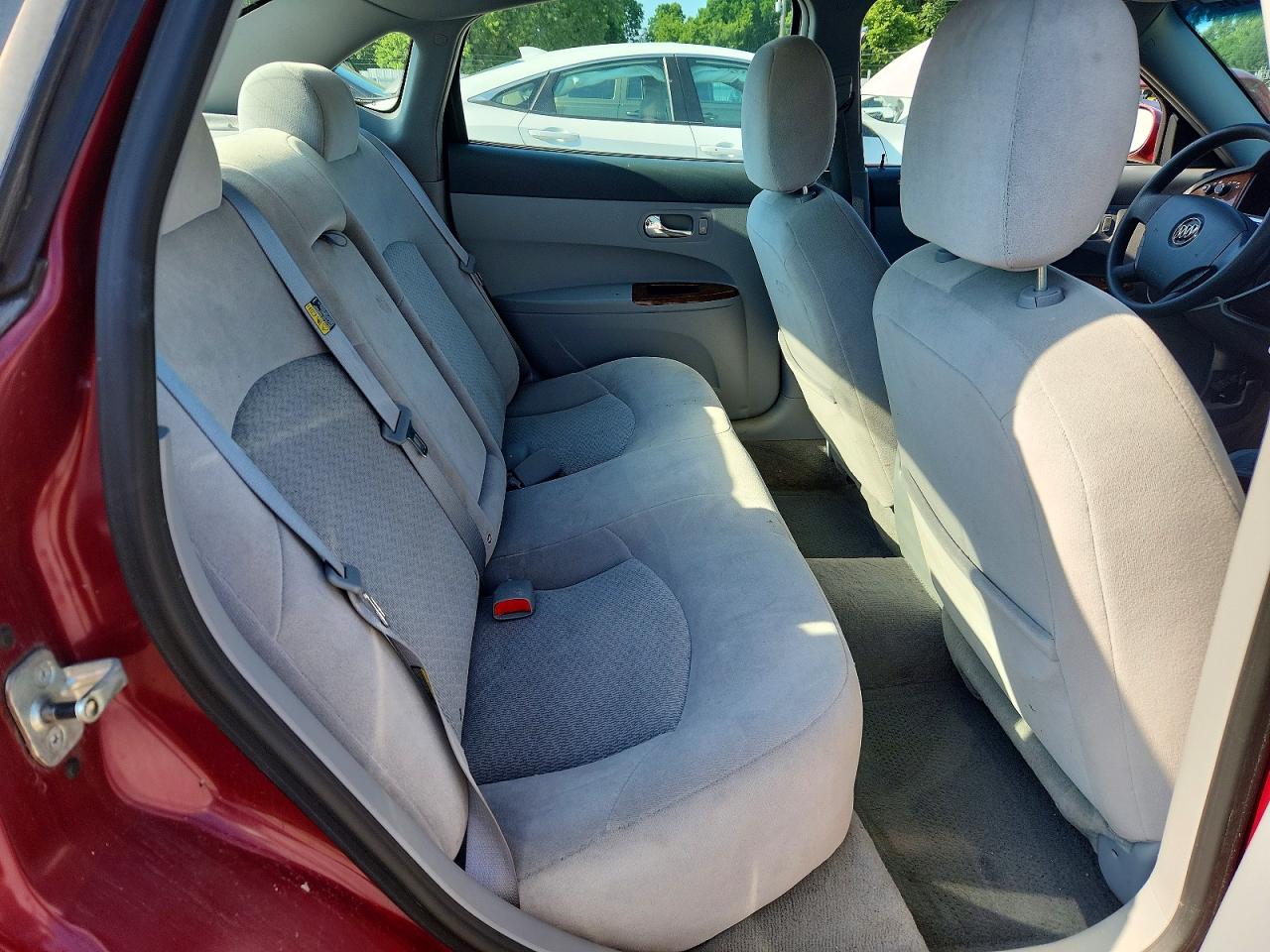 2005 Buick Lacrosse Cx Red vin: 2G4WC562X51317251