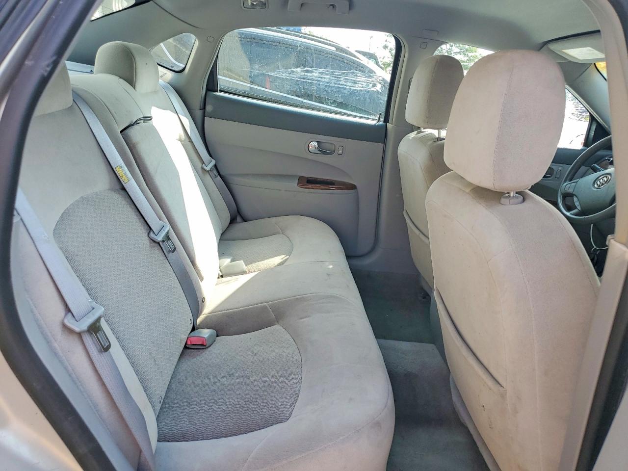 2006 Buick Lacrosse Cx Silver vin: 2G4WC582061250710