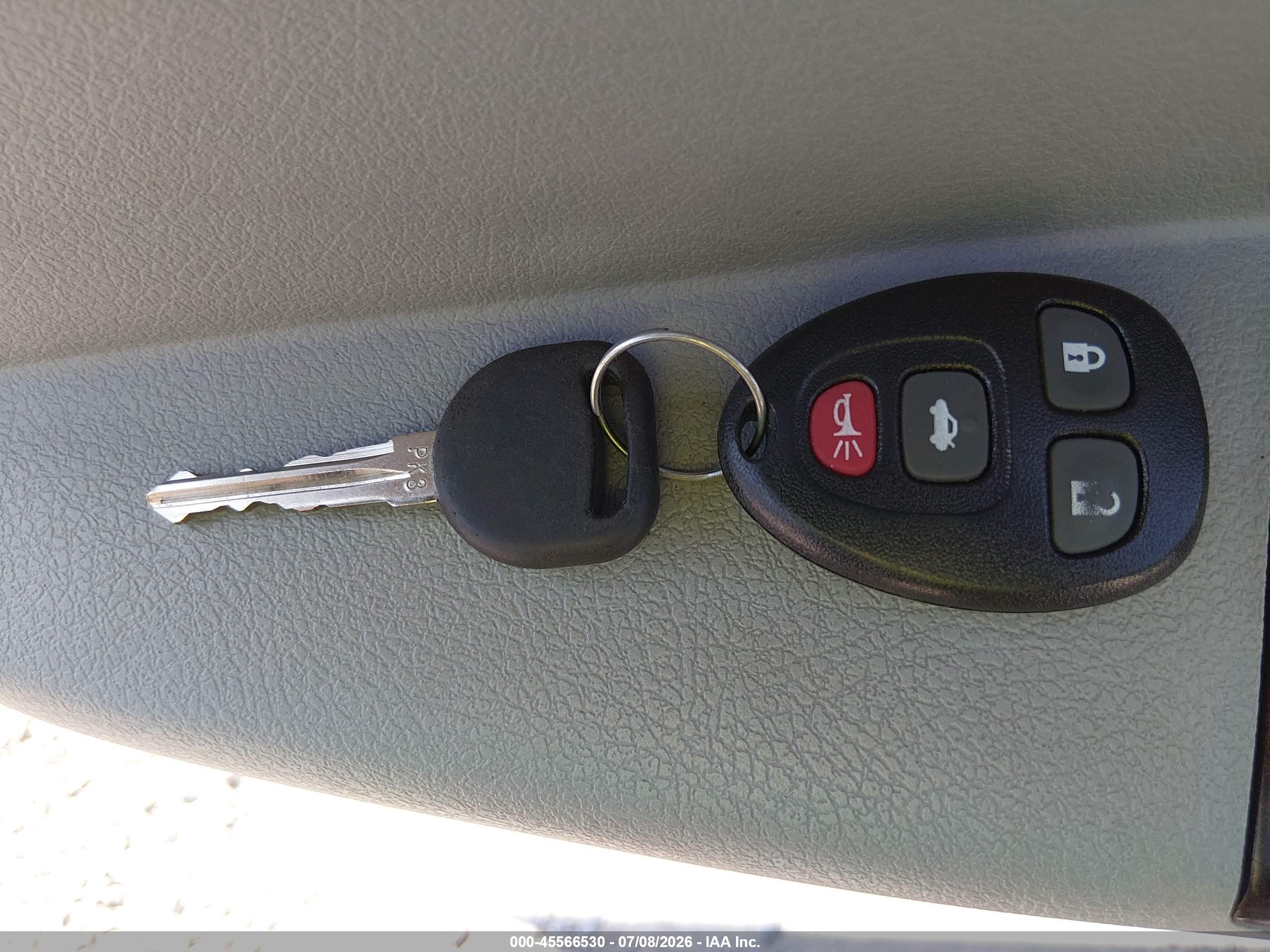 2007 Buick Lacrosse Cx Silver vin: 2G4WC582071116328