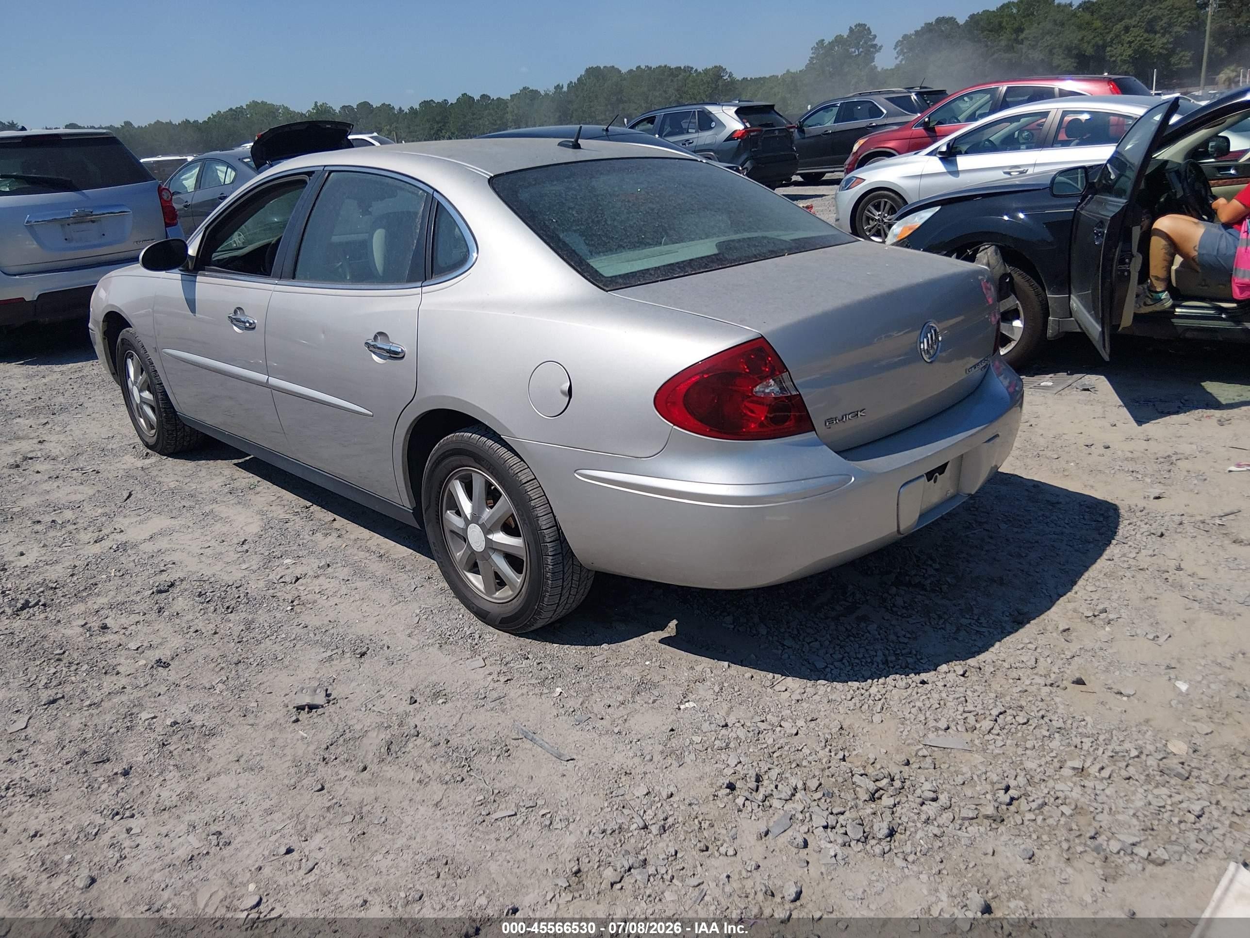 2007 Buick Lacrosse Cx Silver vin: 2G4WC582071116328