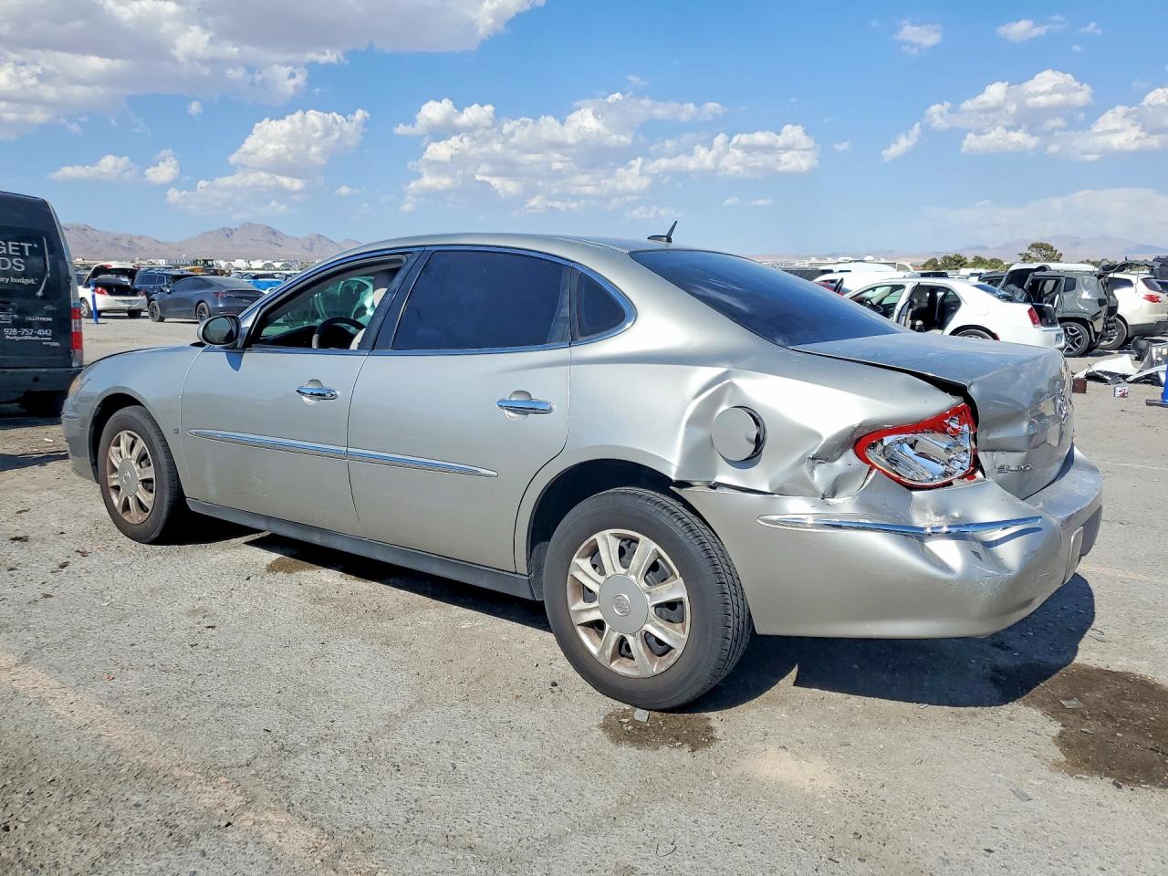 2008 Buick Lacrosse Cx Silver vin: 2G4WC582081284987