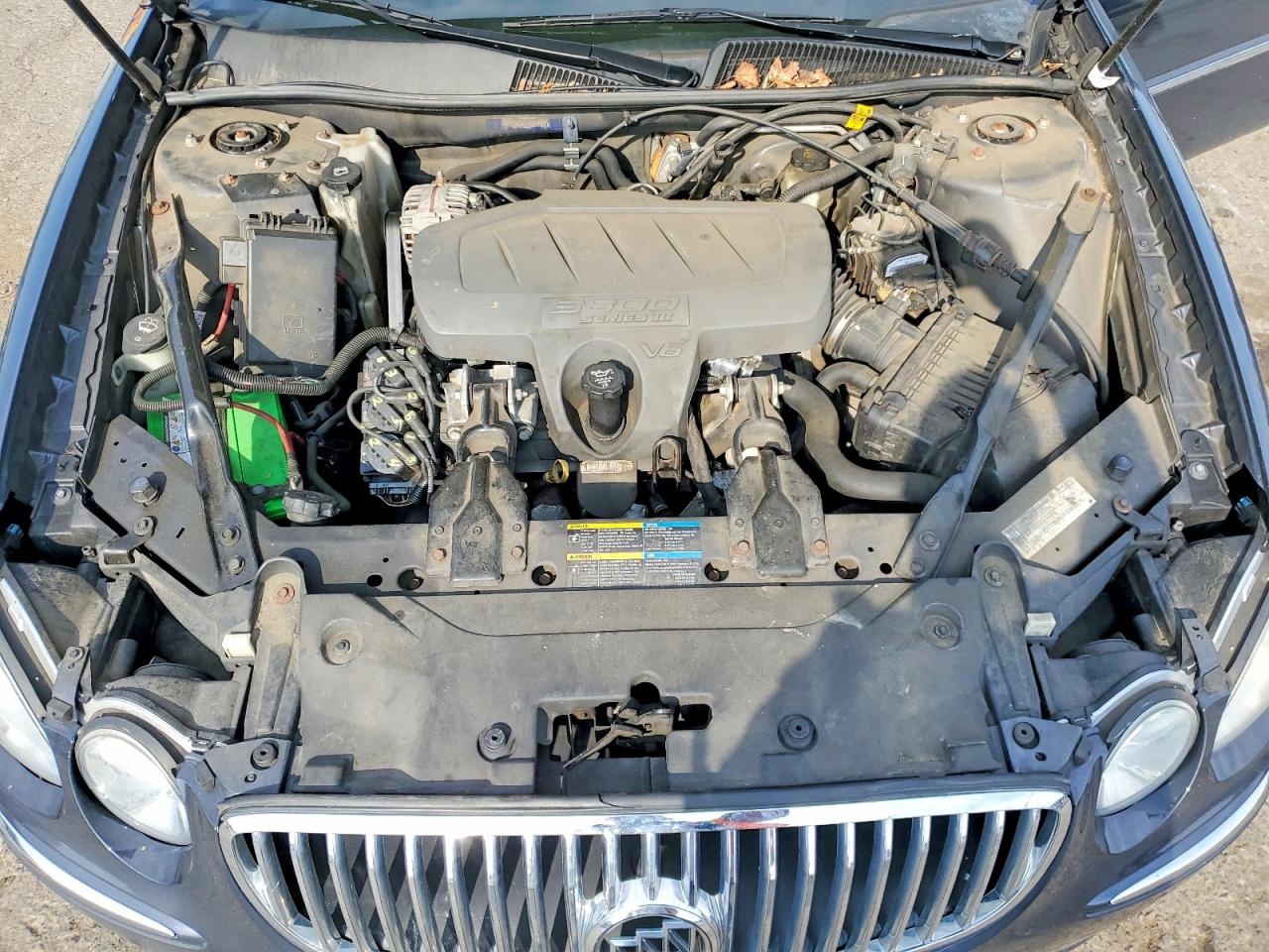 2008 Buick Lacrosse Cx Gray vin: 2G4WC582081291177
