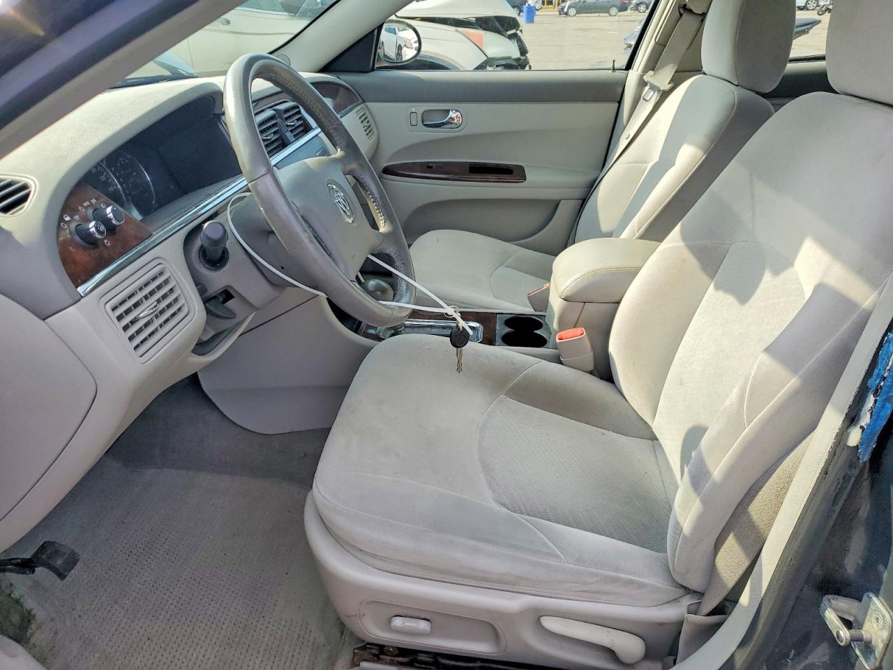 2008 Buick Lacrosse Cx Gray vin: 2G4WC582081291177