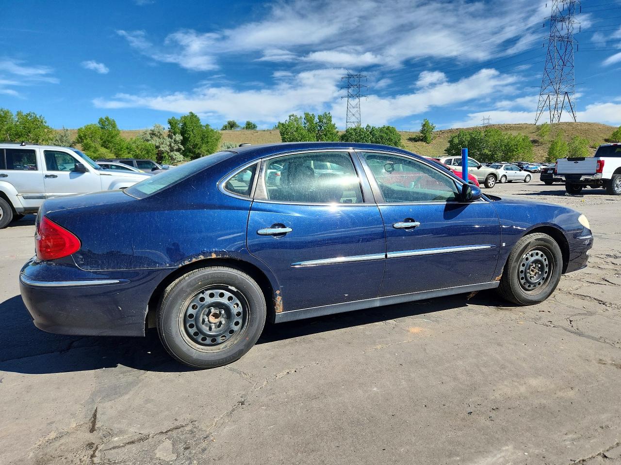 2008 Buick Lacrosse Cx Blue vin: 2G4WC582081359218