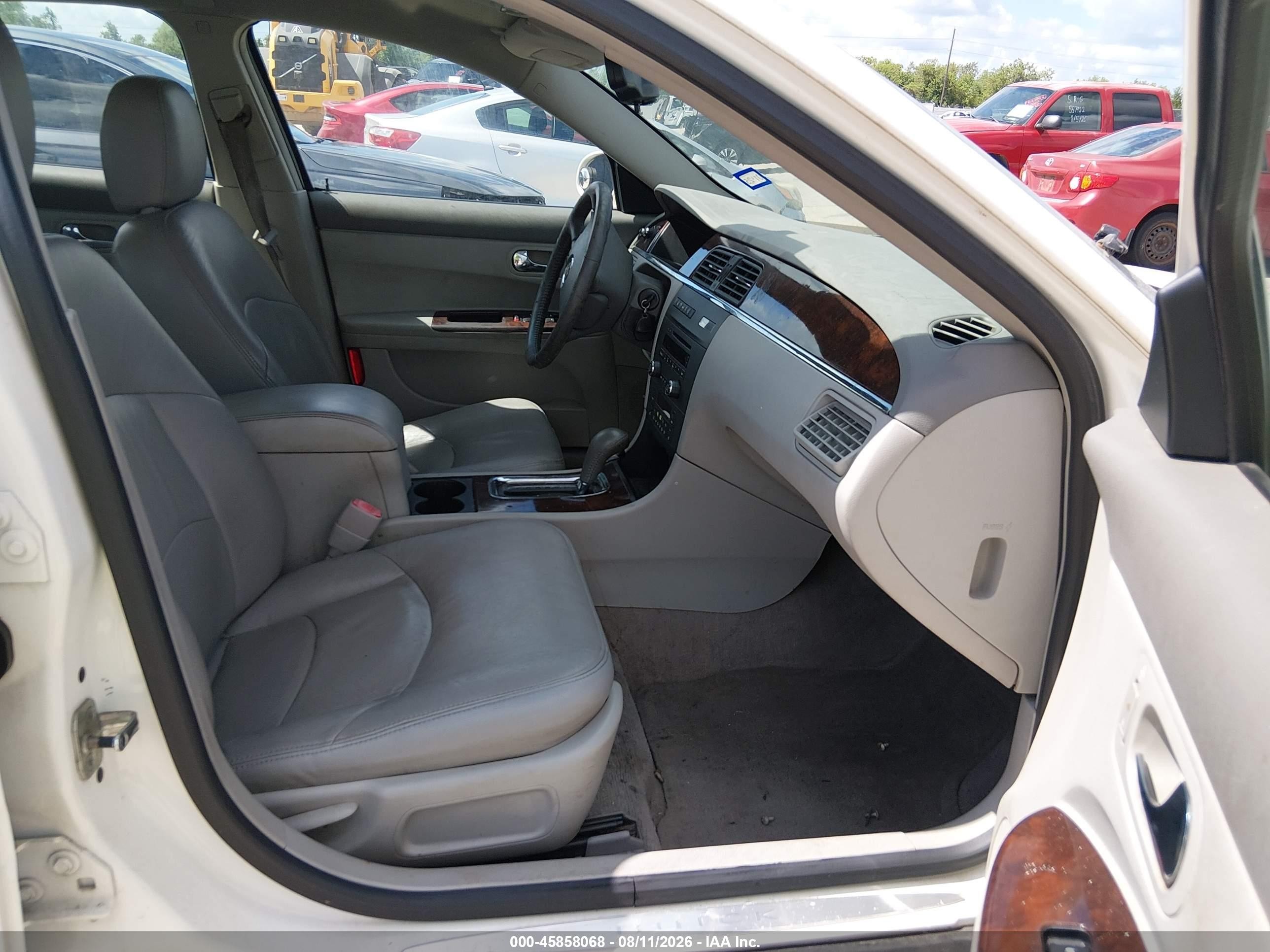 2008 Buick Lacrosse Cx White vin: 2G4WC582081375564
