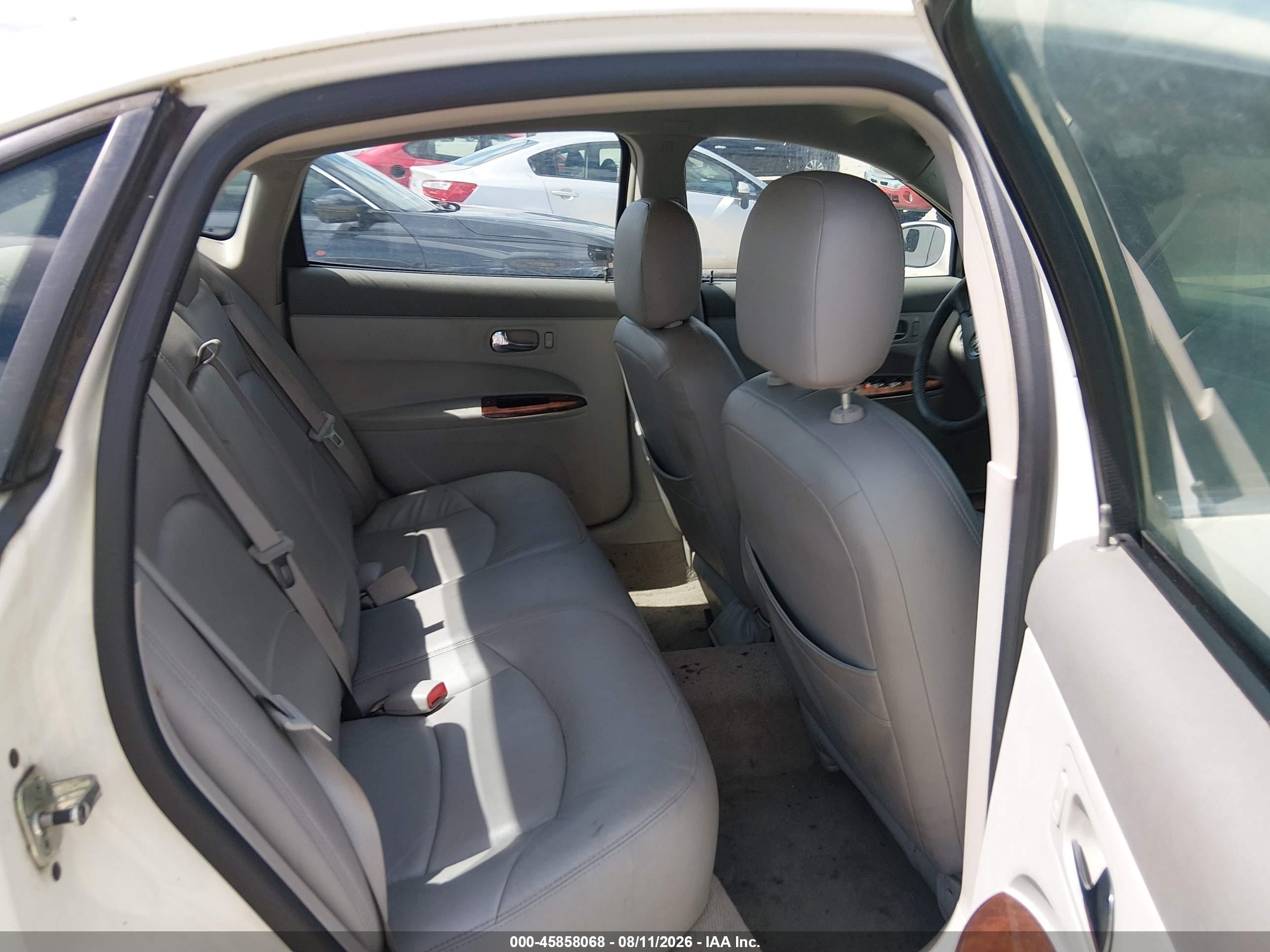 2008 Buick Lacrosse Cx White vin: 2G4WC582081375564