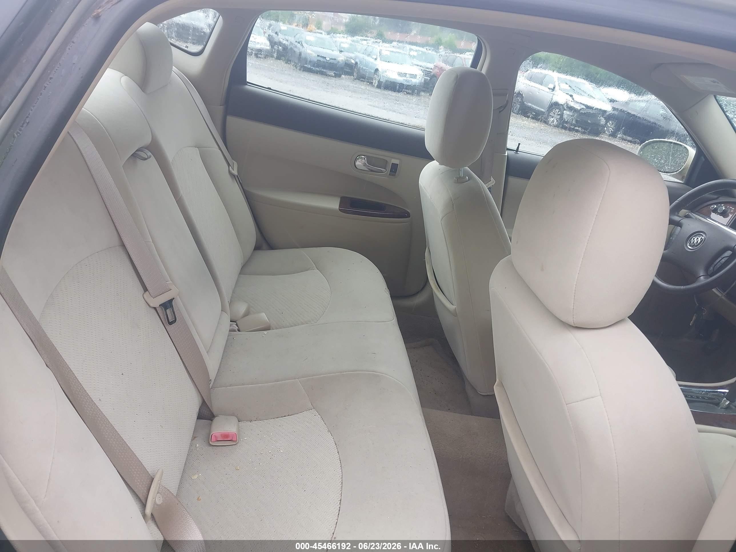 2009 Buick Lacrosse Cx Кремовый vin: 2G4WC582091198841