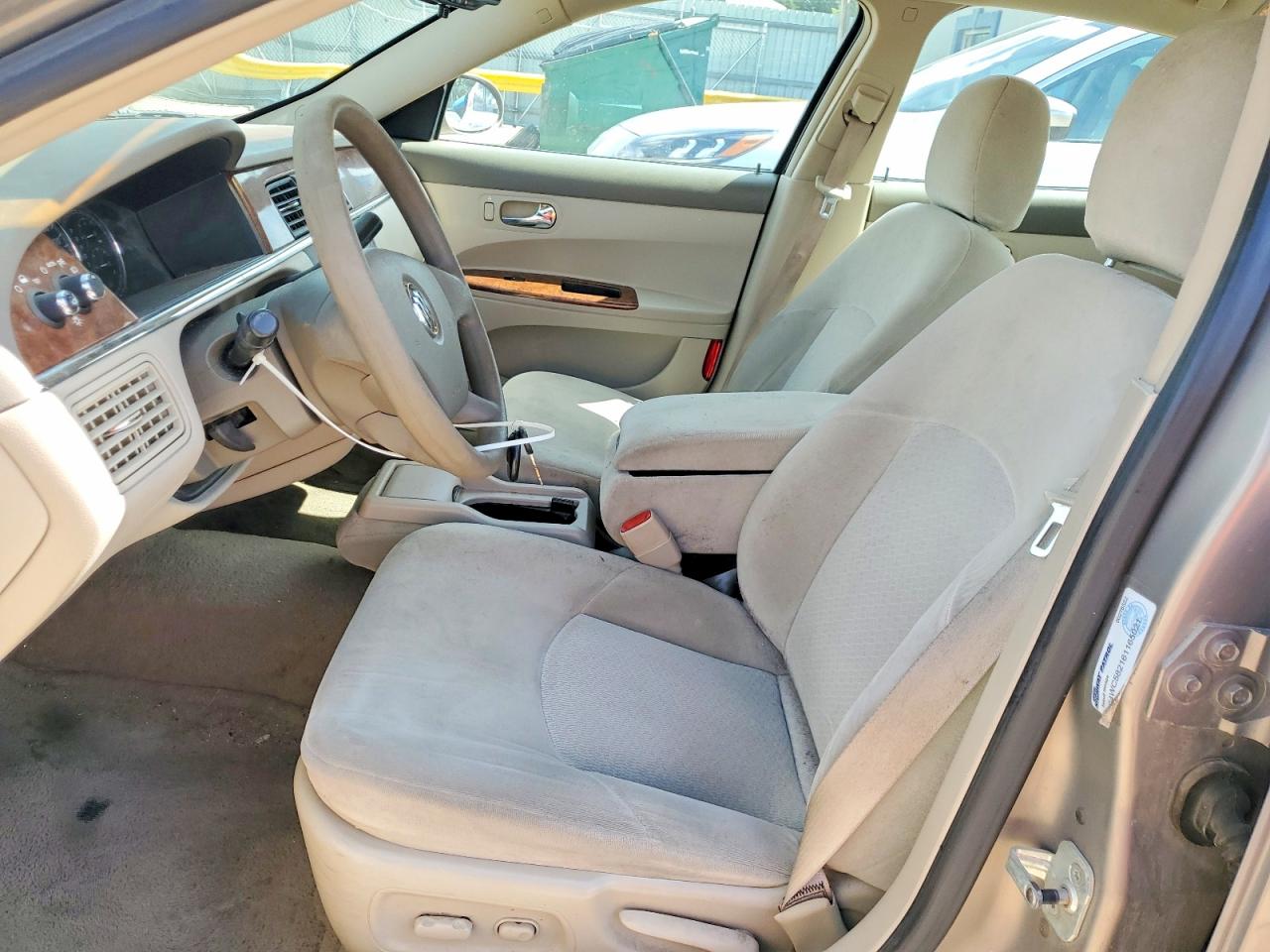 2006 Buick Lacrosse Cx Tan vin: 2G4WC582161165021