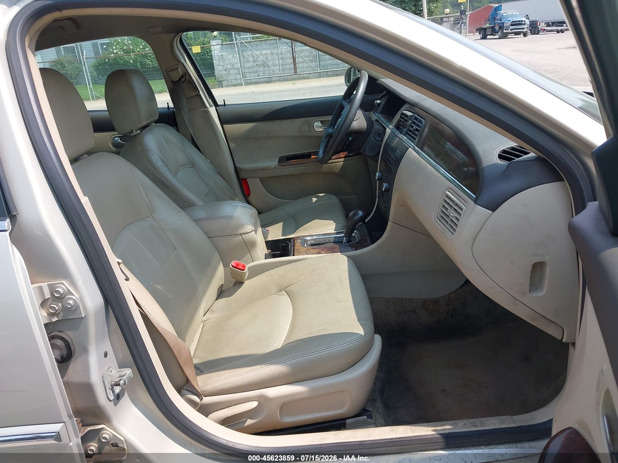 2008 Buick Lacrosse Cx Beige vin: 2G4WC582181169203