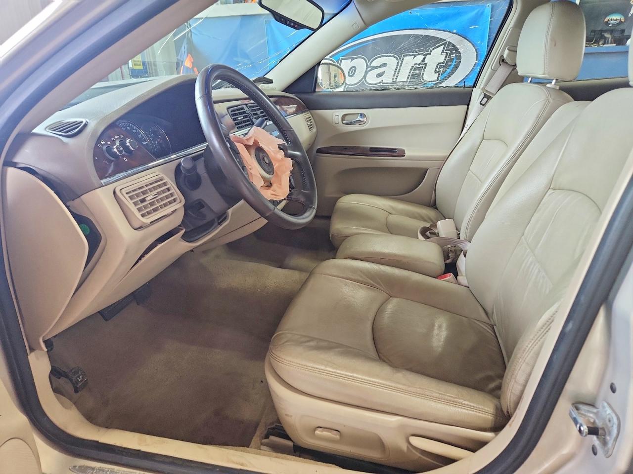 2009 Buick Lacrosse Cx Tan vin: 2G4WC582191186178
