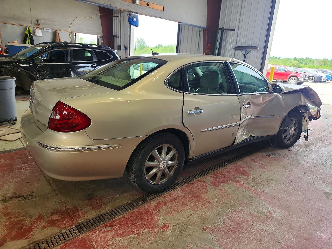 2009 Buick Lacrosse Cx Tan vin: 2G4WC582191186178