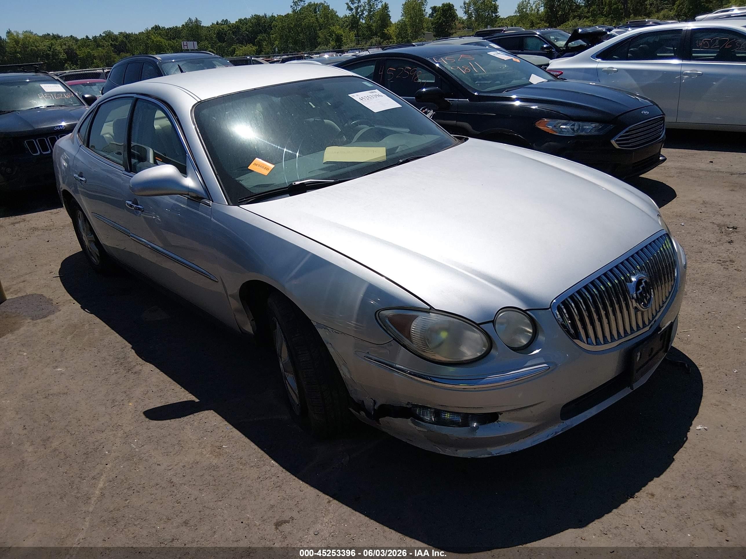 2009 Buick Lacrosse Cx Silver vin: 2G4WC582191266046
