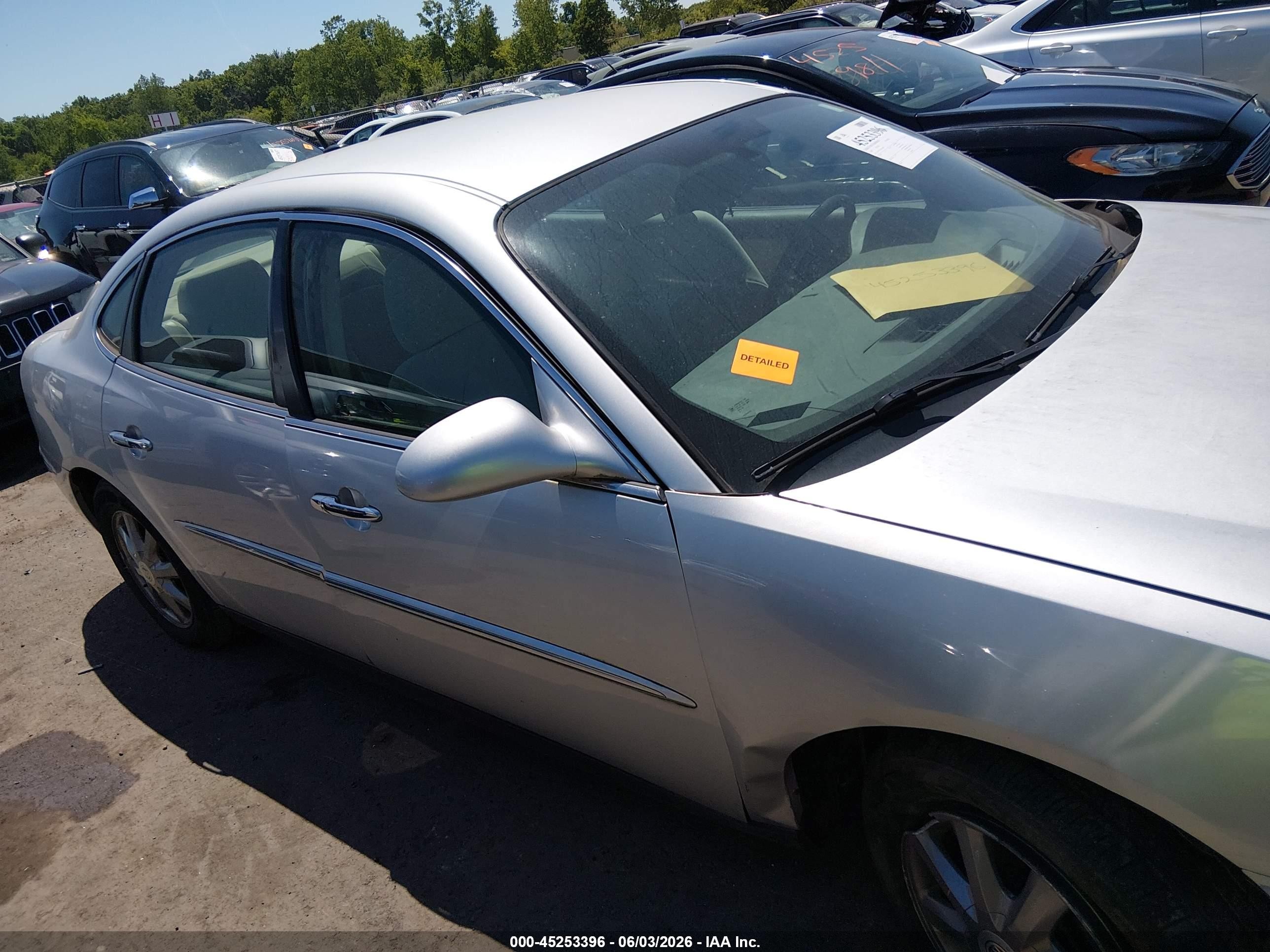 2009 Buick Lacrosse Cx Silver vin: 2G4WC582191266046
