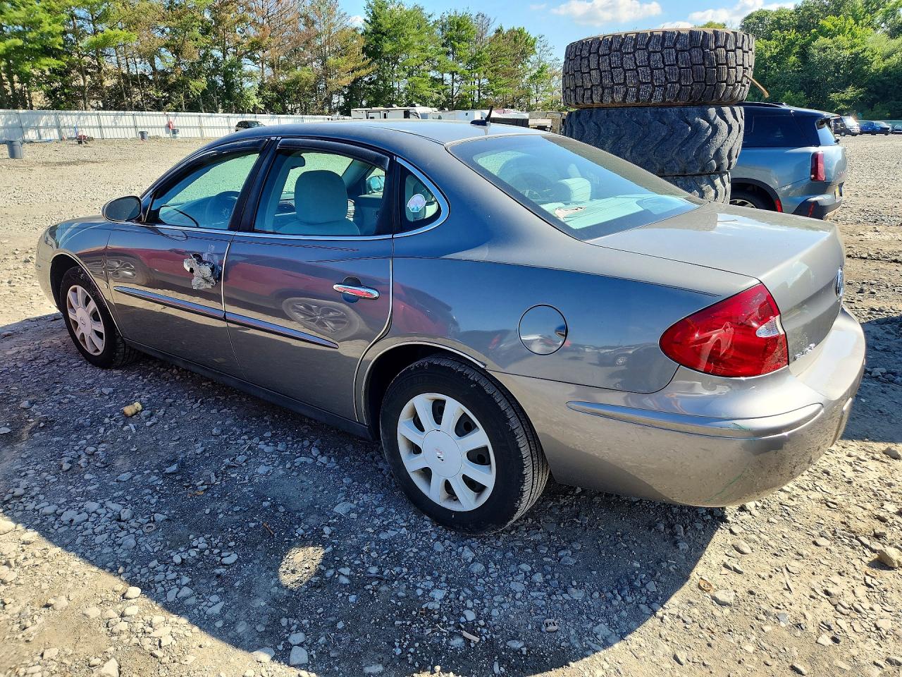 2007 Buick Lacrosse Cx Серый vin: 2G4WC582271215233