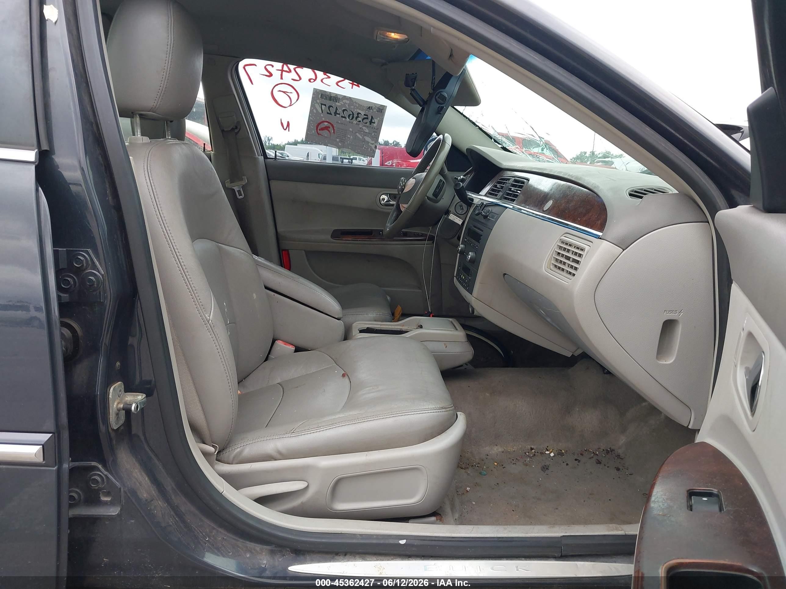 2008 Buick Lacrosse Cx Серый vin: 2G4WC582281196460