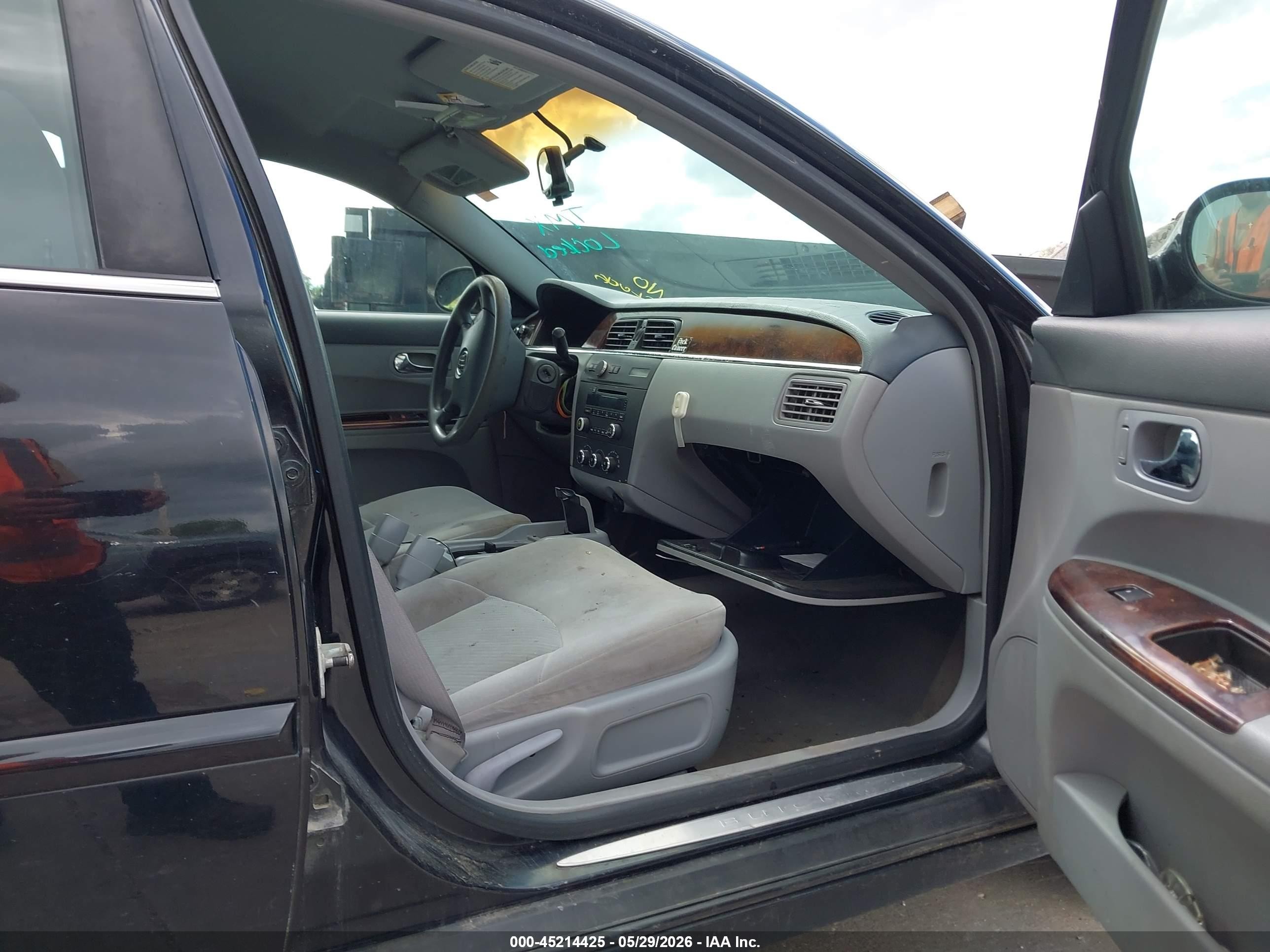2007 Buick Lacrosse Cx Black vin: 2G4WC582371154734