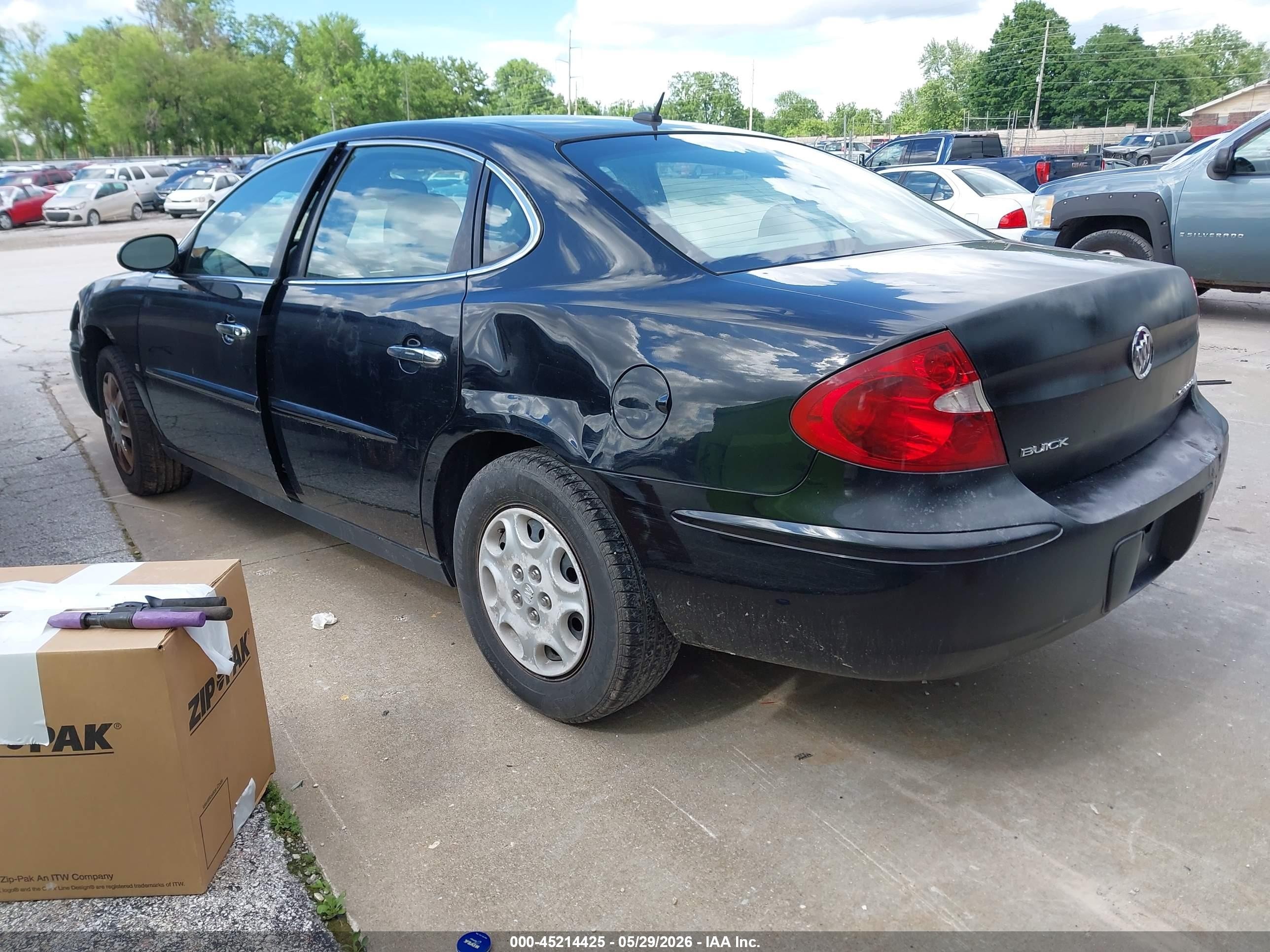 2007 Buick Lacrosse Cx Black vin: 2G4WC582371154734