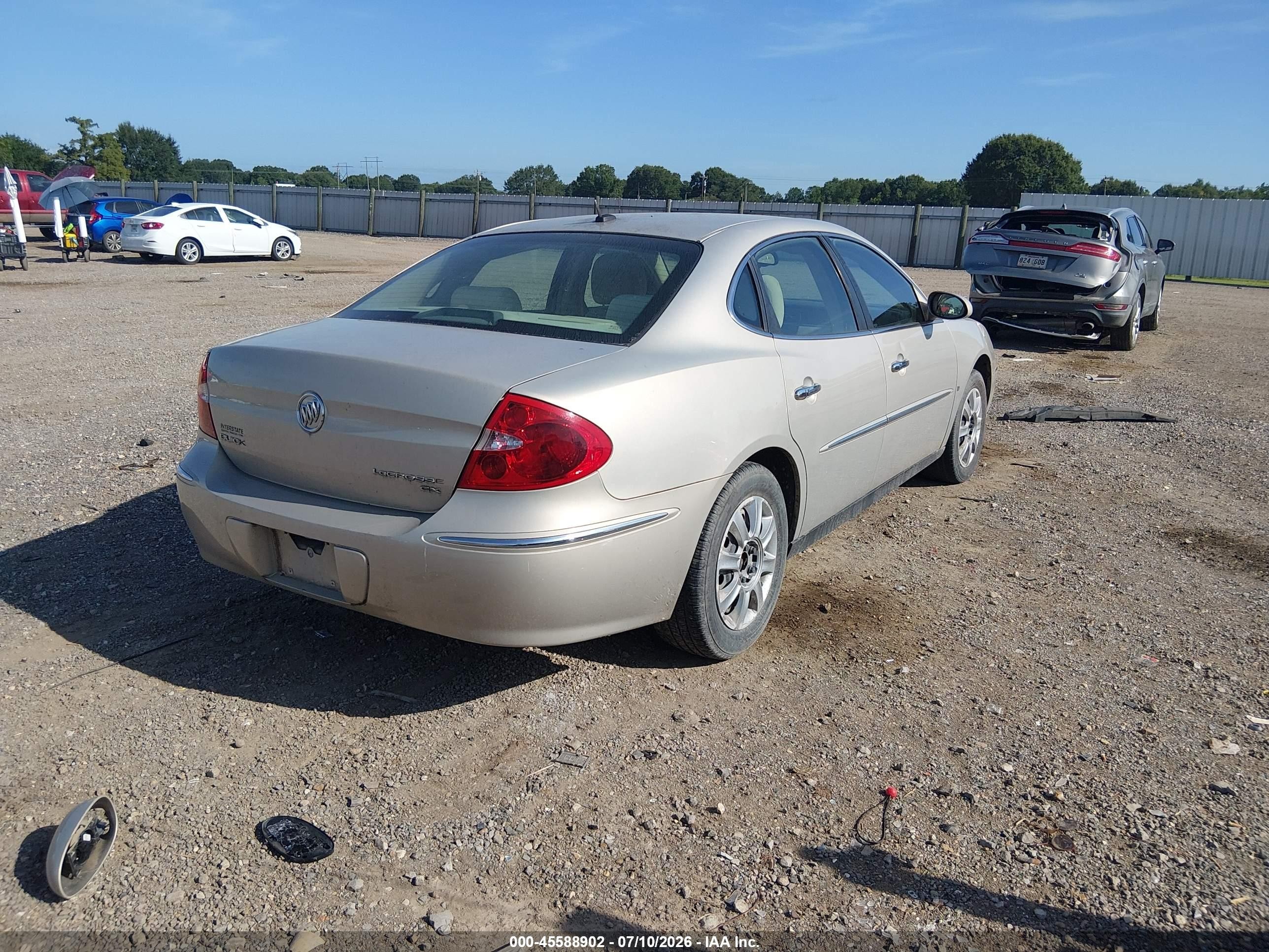 2008 Buick Lacrosse Cx Gold vin: 2G4WC582381380631