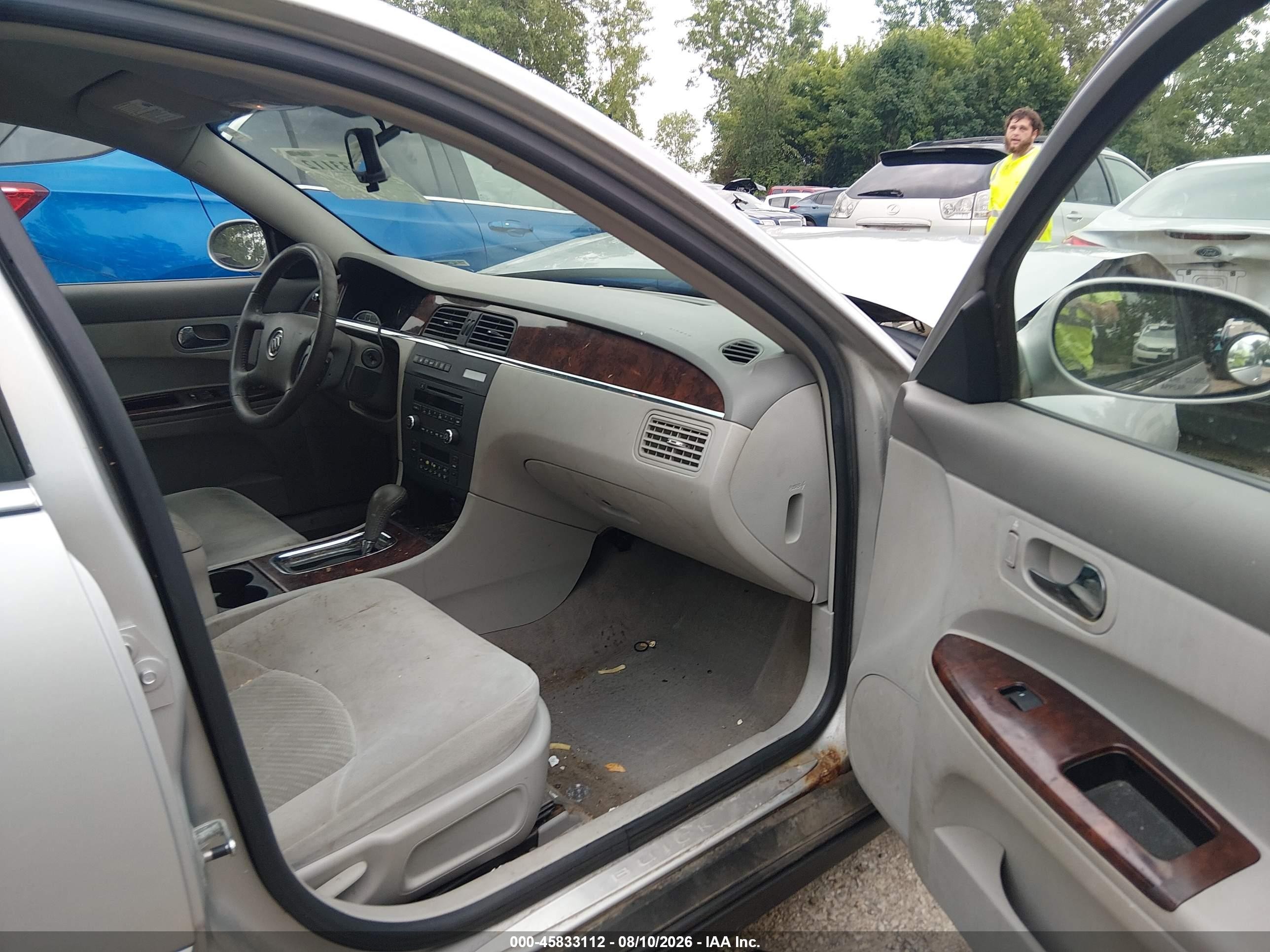 2009 Buick Lacrosse Cx Silver vin: 2G4WC582391148452